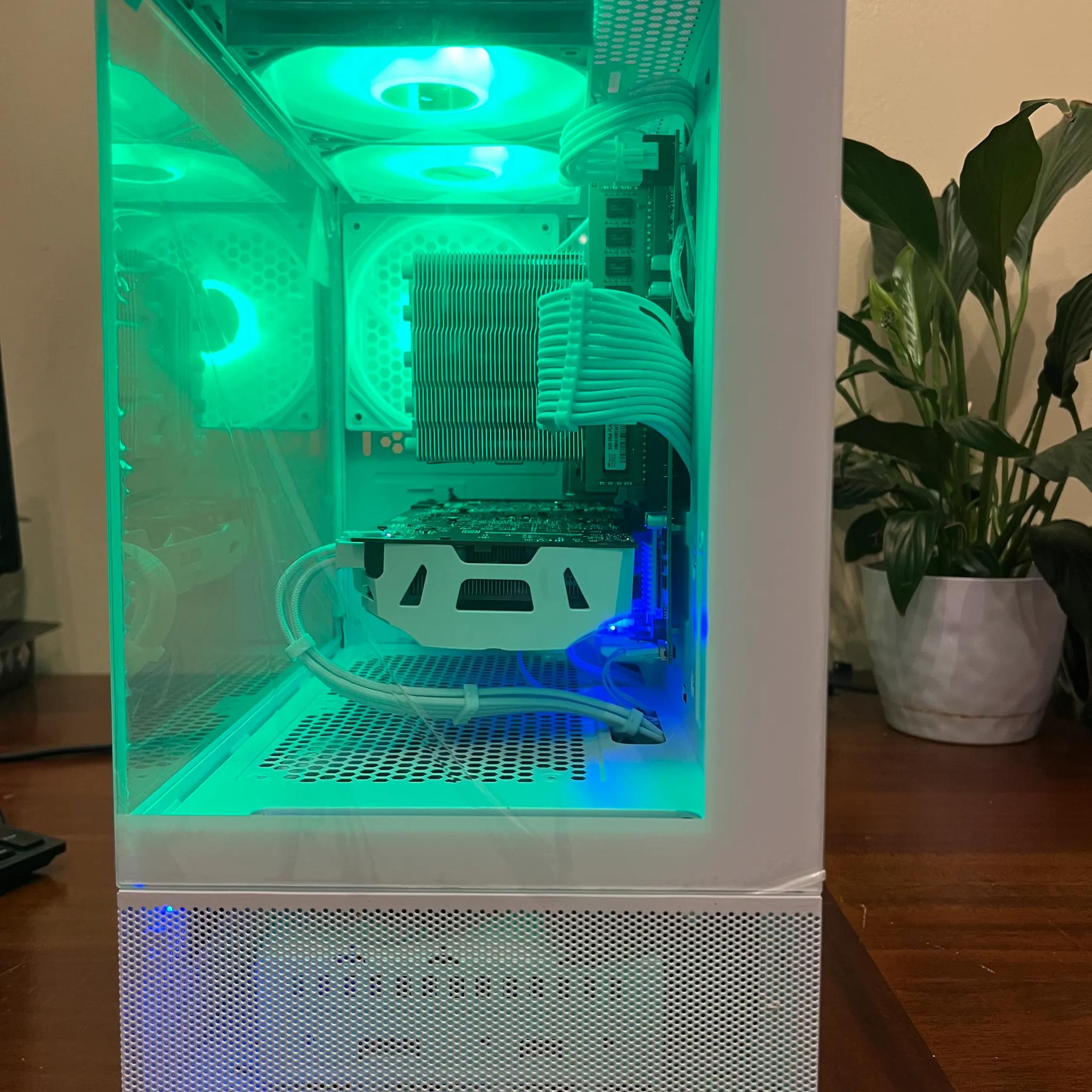 Intel 10 Core White Gaming PC GTX 1070 1tb NVME SSD 32GB RAM WIFi WINDOWS 10 Pro