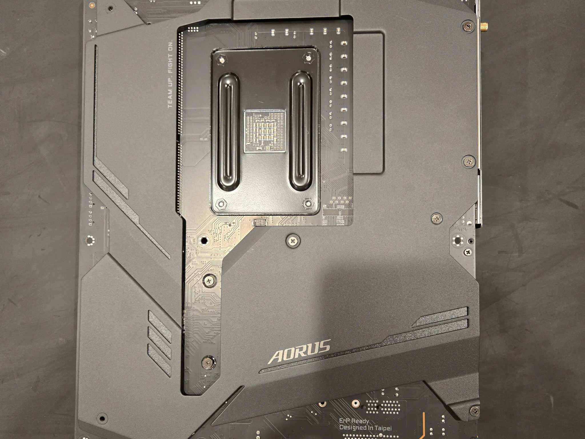 GIGABYTE X570 AORUS Master (AM4)