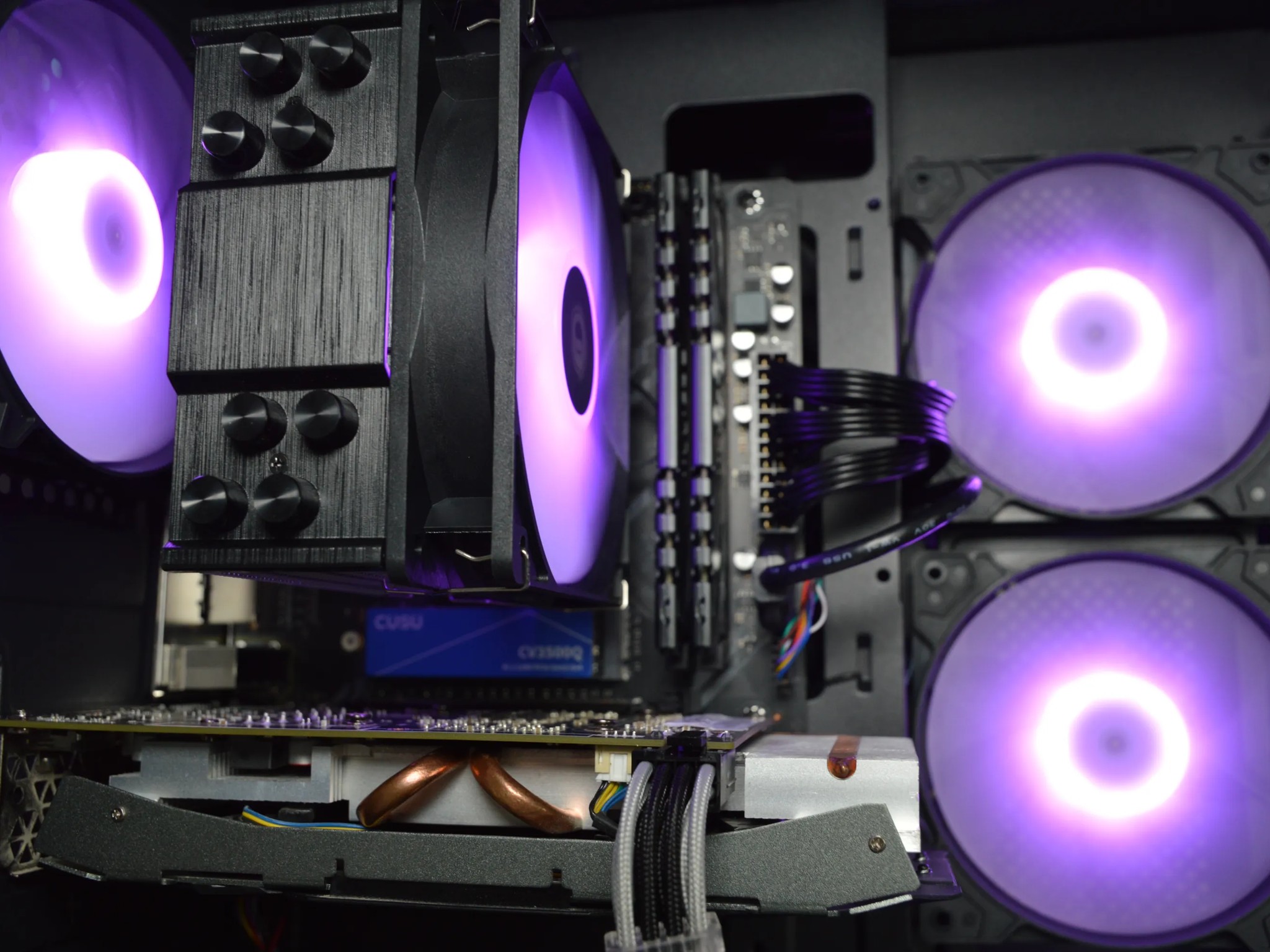 🐝🐝| GTX 1660 6GB | RYZEN 5 2600 | 16GB DDR4 RAM | 1TB NVME SSD | Bee Sting |