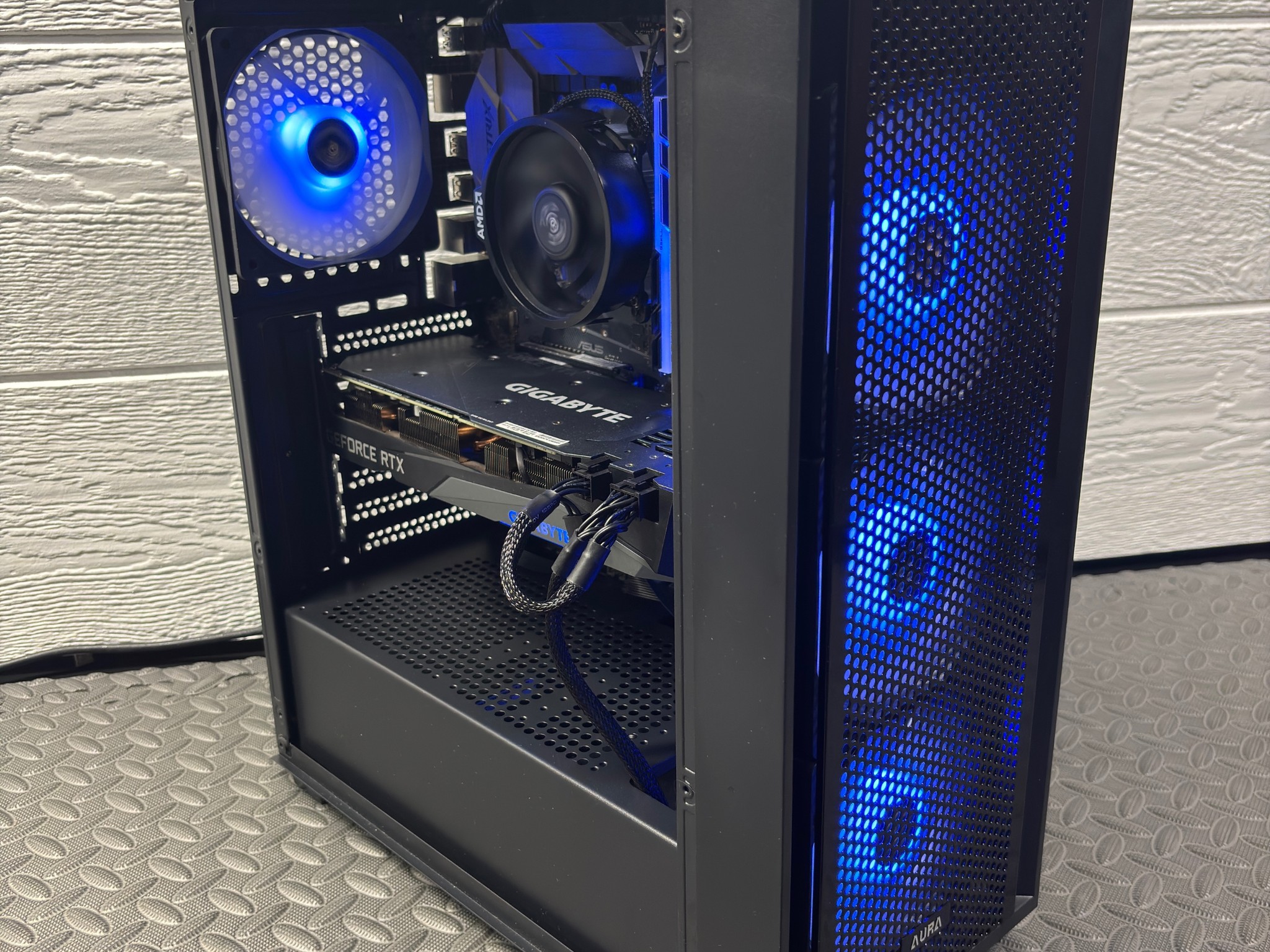 Gaming PC – Ryzen 5 5500 / RTX 3070 8GB / 16GB RGB 3600MHz / Windows 11