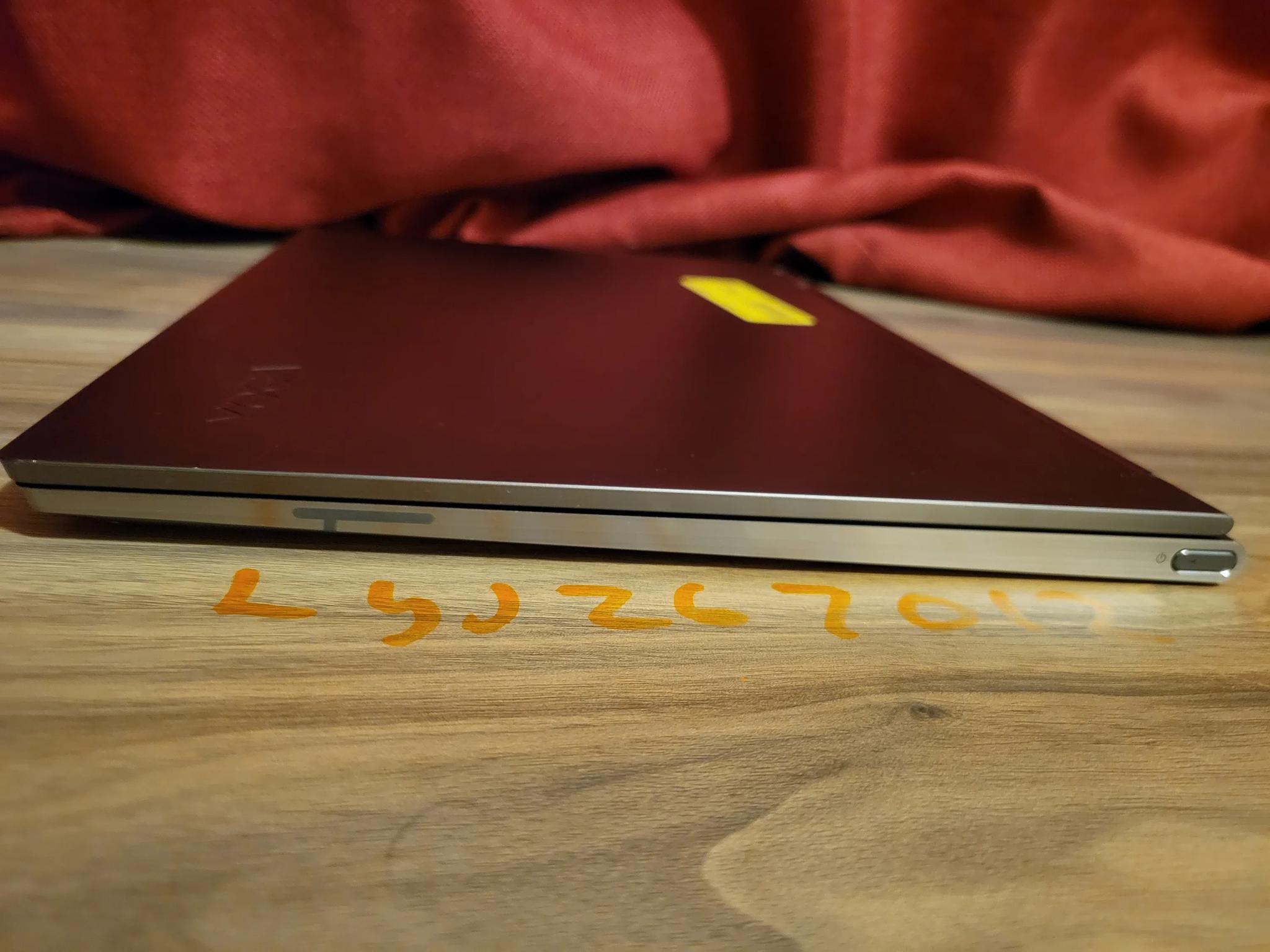 Lenovo Yoga C930 Laptop - 14" Touch Screen - 256gb ssd - intel i7