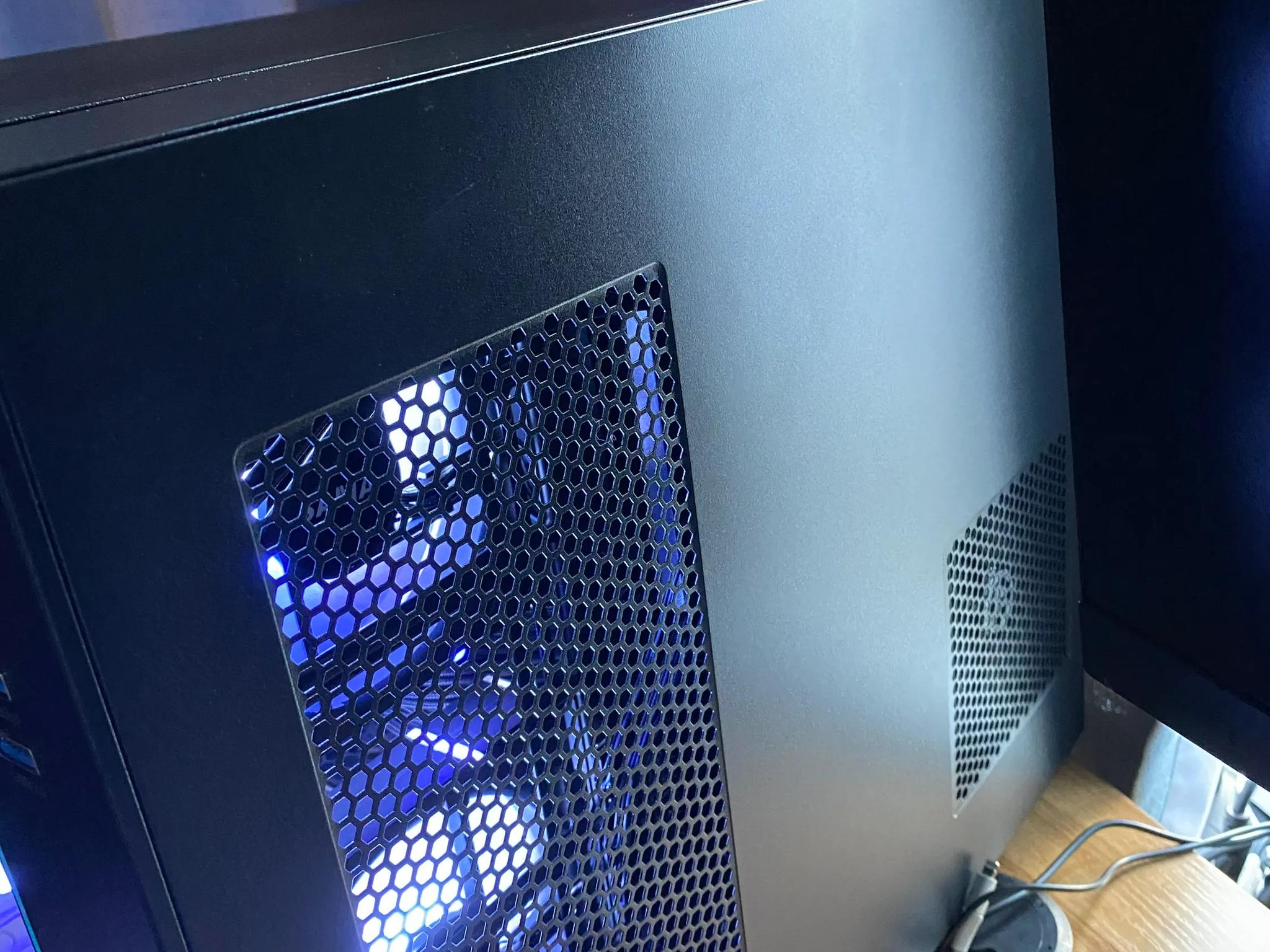 🔥Custom Gaming PC🔥 - Ryzen 5 5600X, 32GB DDR4 3600MHz, RTX 3070 FTW Ultra 3