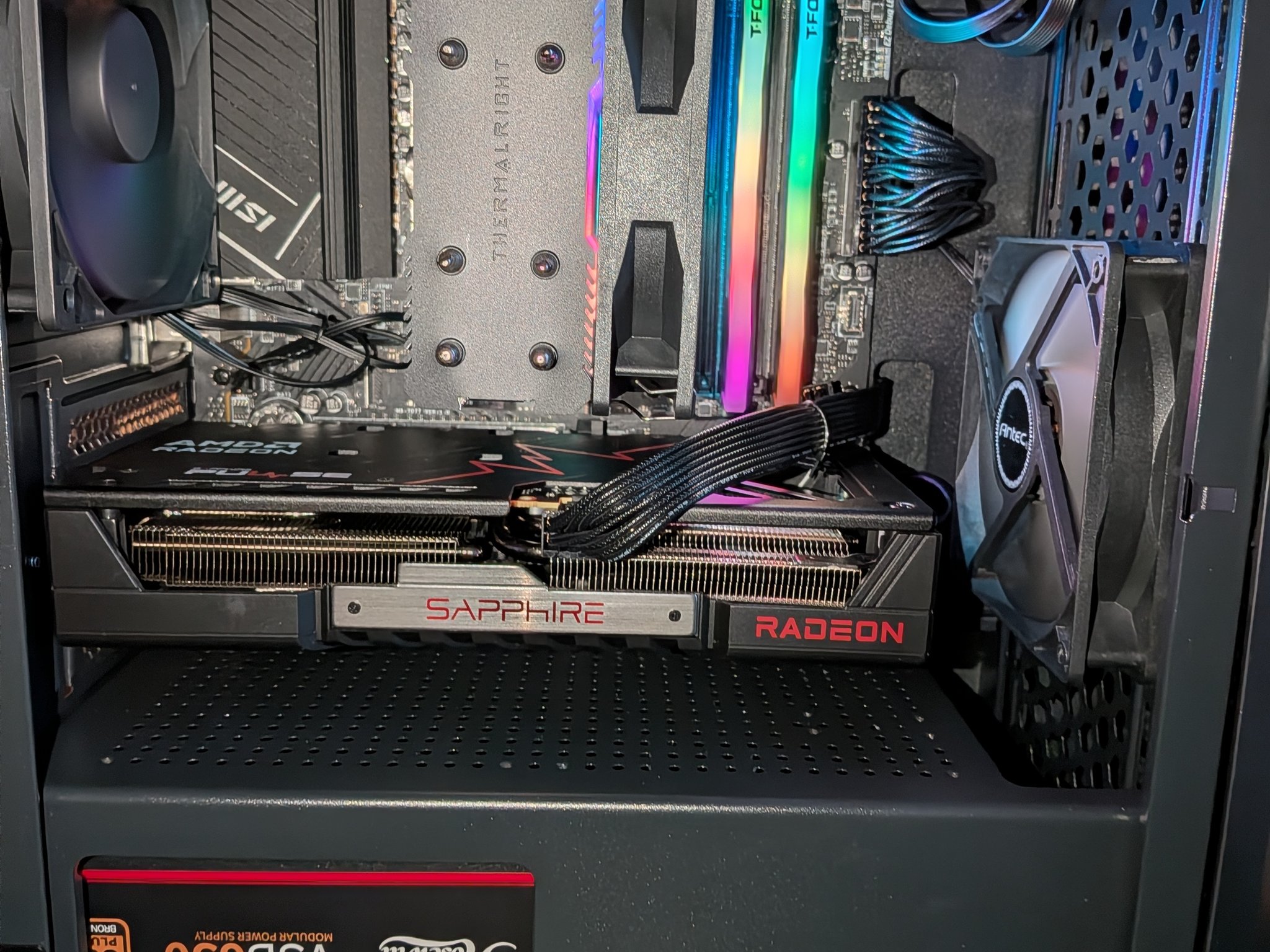 9600X | RX 9060 XT 16GB | 16GB | 1TB | 650W
