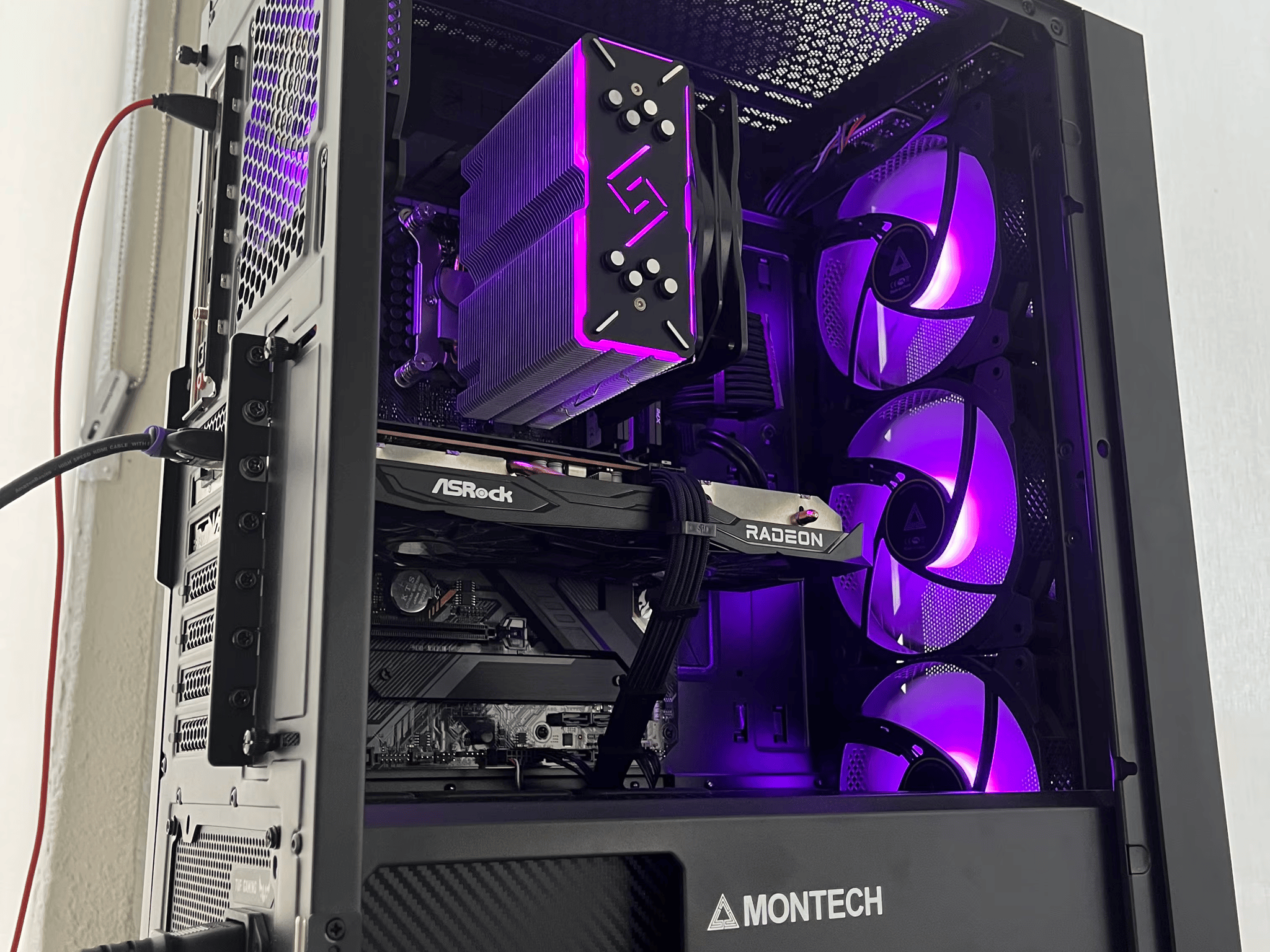 Blackout🥷| i5-10400, Rx 6600 Gaming PC