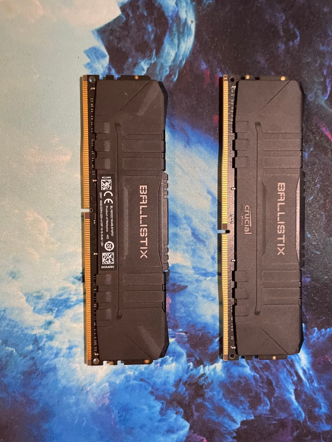 32GB DDR4 Crucial Ballistix Ram (2x16) 3200 | Jawa