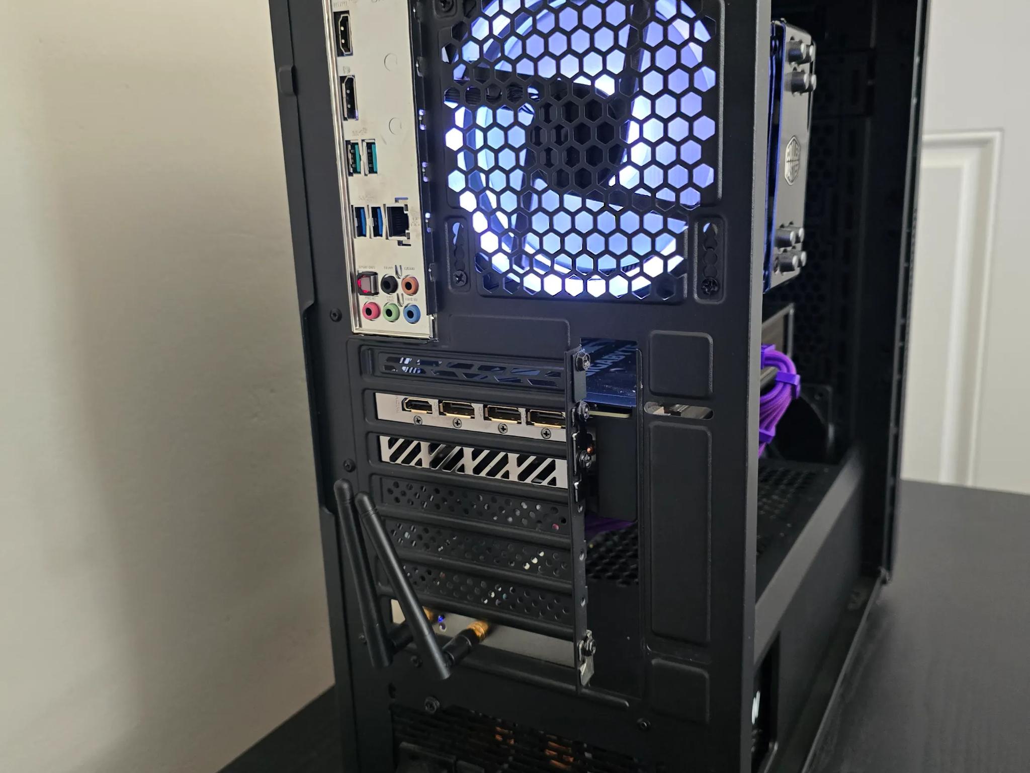 I5-10600k | RTX 4070 | 72GB DDR4 | 1.5TB SSD - Gaming PC