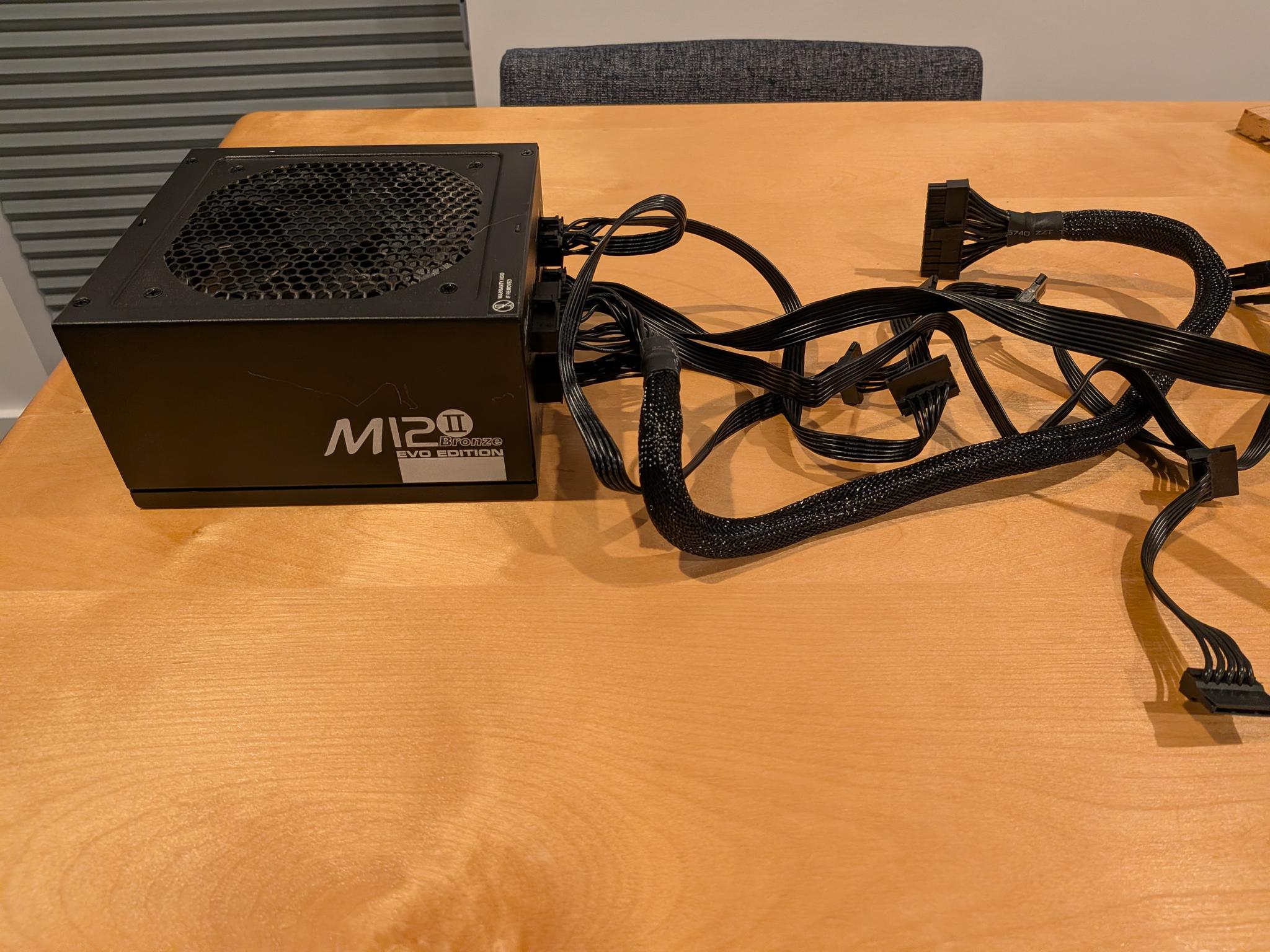 SeaSonic M12II 520 W 80+ Bronze Certified Fully Modular ATX Power Supply