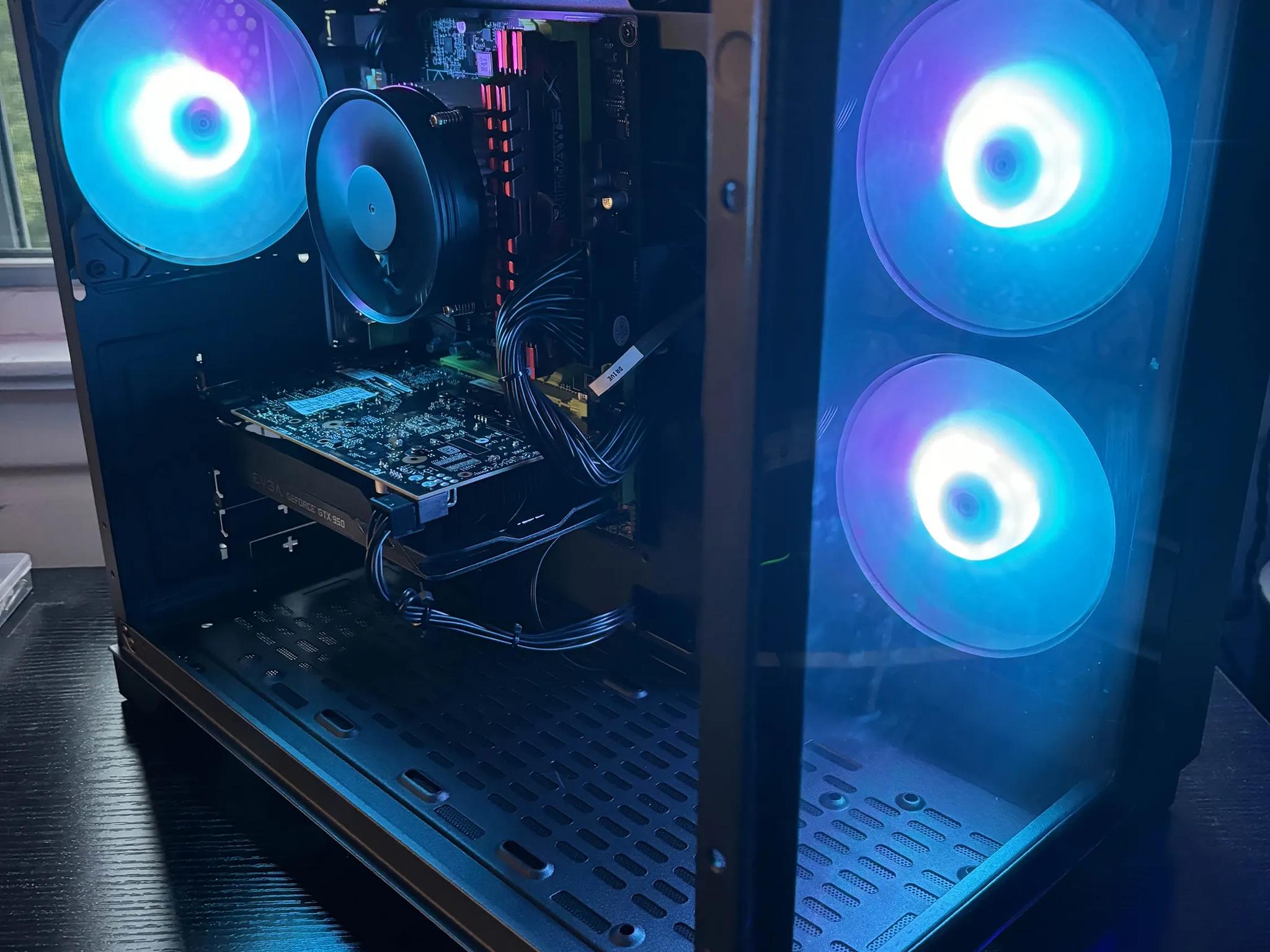 GAMING PC i5 16GB NVIDIA GTX 950 RGB Lighting RGB Fans Computer