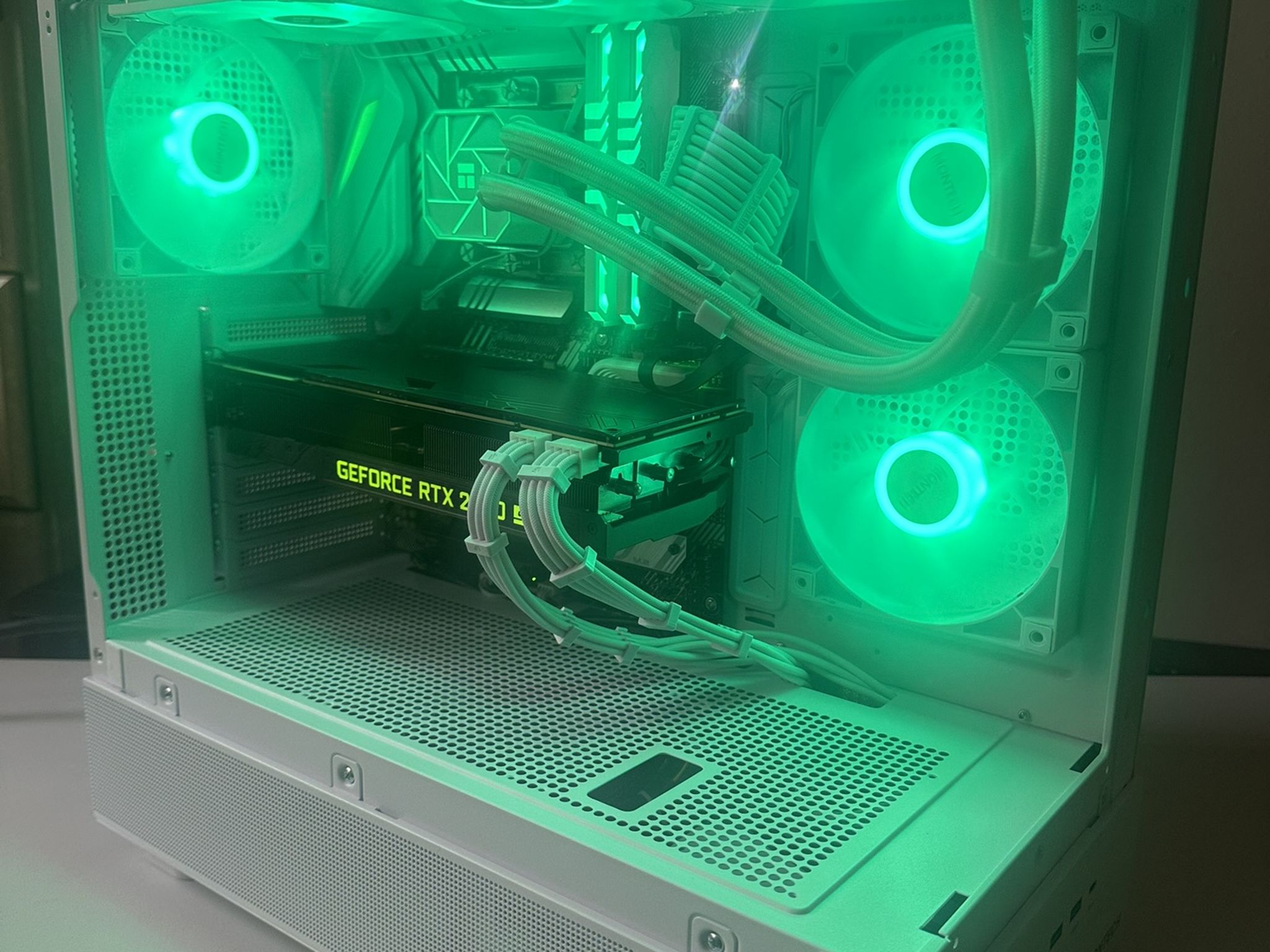 Gaming PC (i7-10700K / RTX 2070 Super / 1 TB NVME / 32GB RAM)