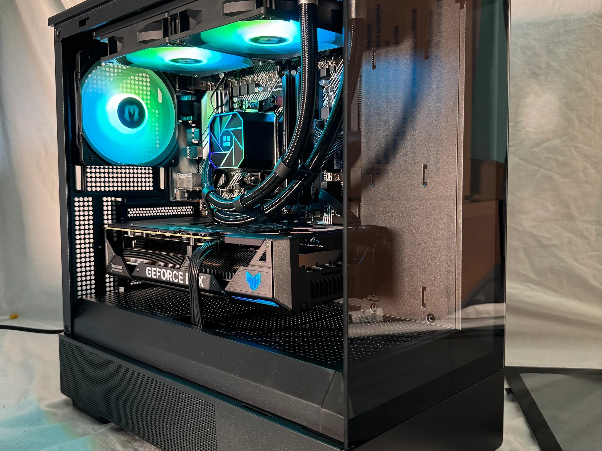 RTX 4070 Ryzen 5800x Gaming PC