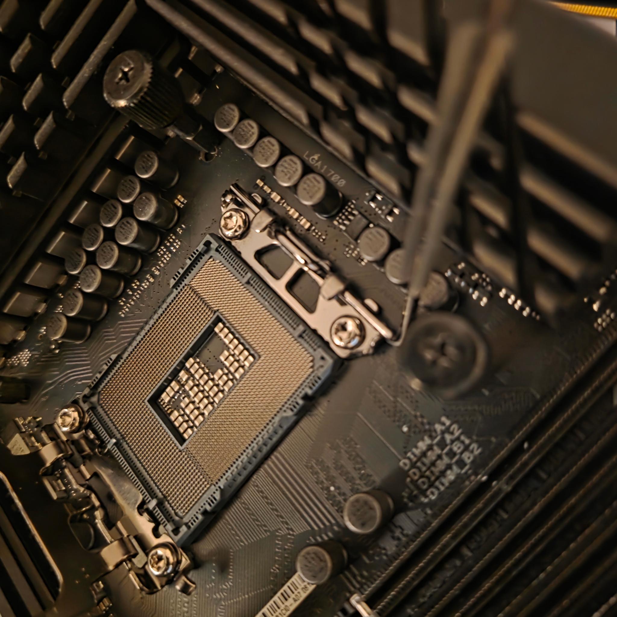 ROG MAXIMUS  Z790 HERO