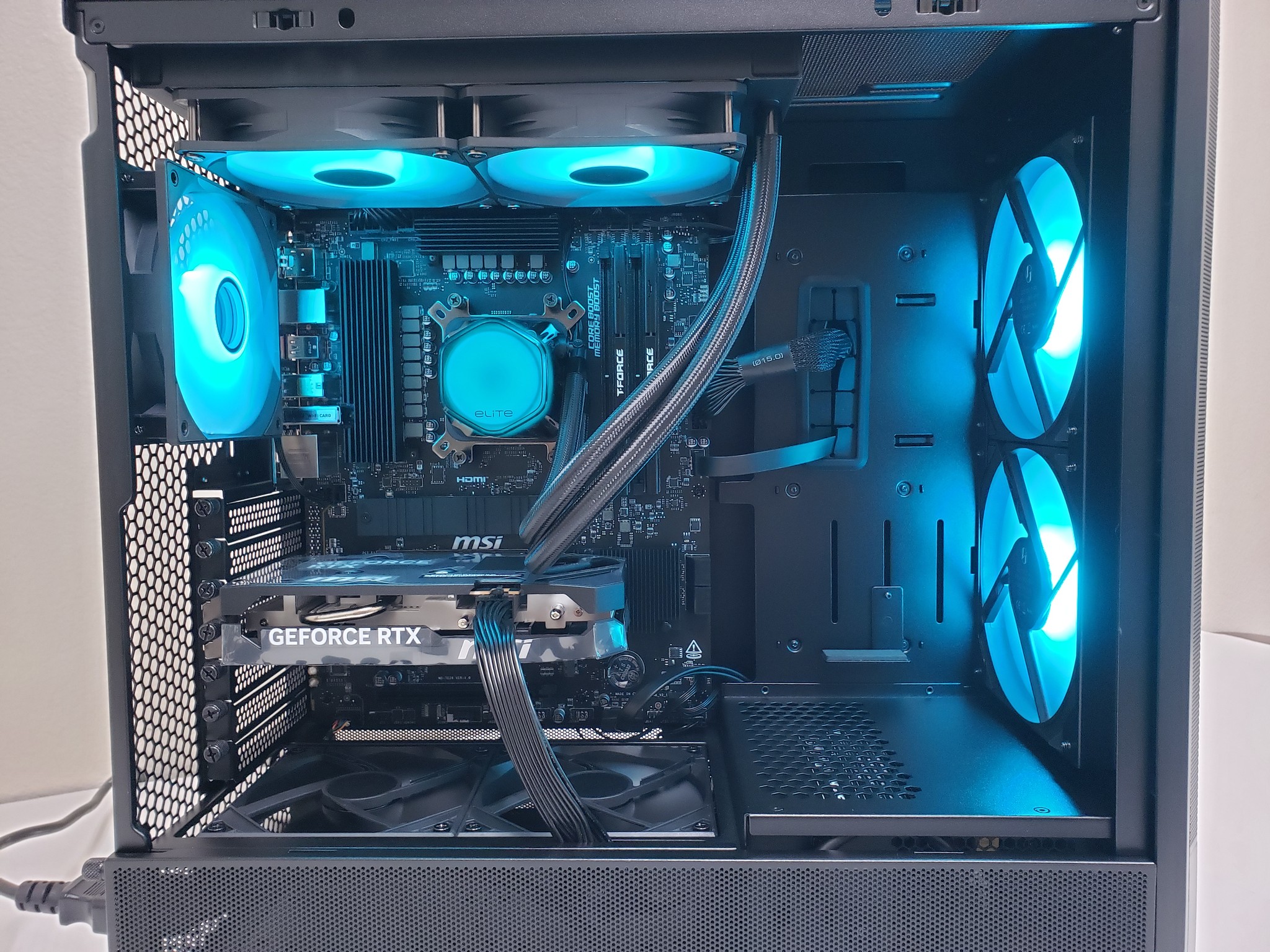 PC on Sale! Ryzen 5 7600X, RTX 5060, 32GB-DDR5 6000, 1TB SSD NVMe, 750W PSU