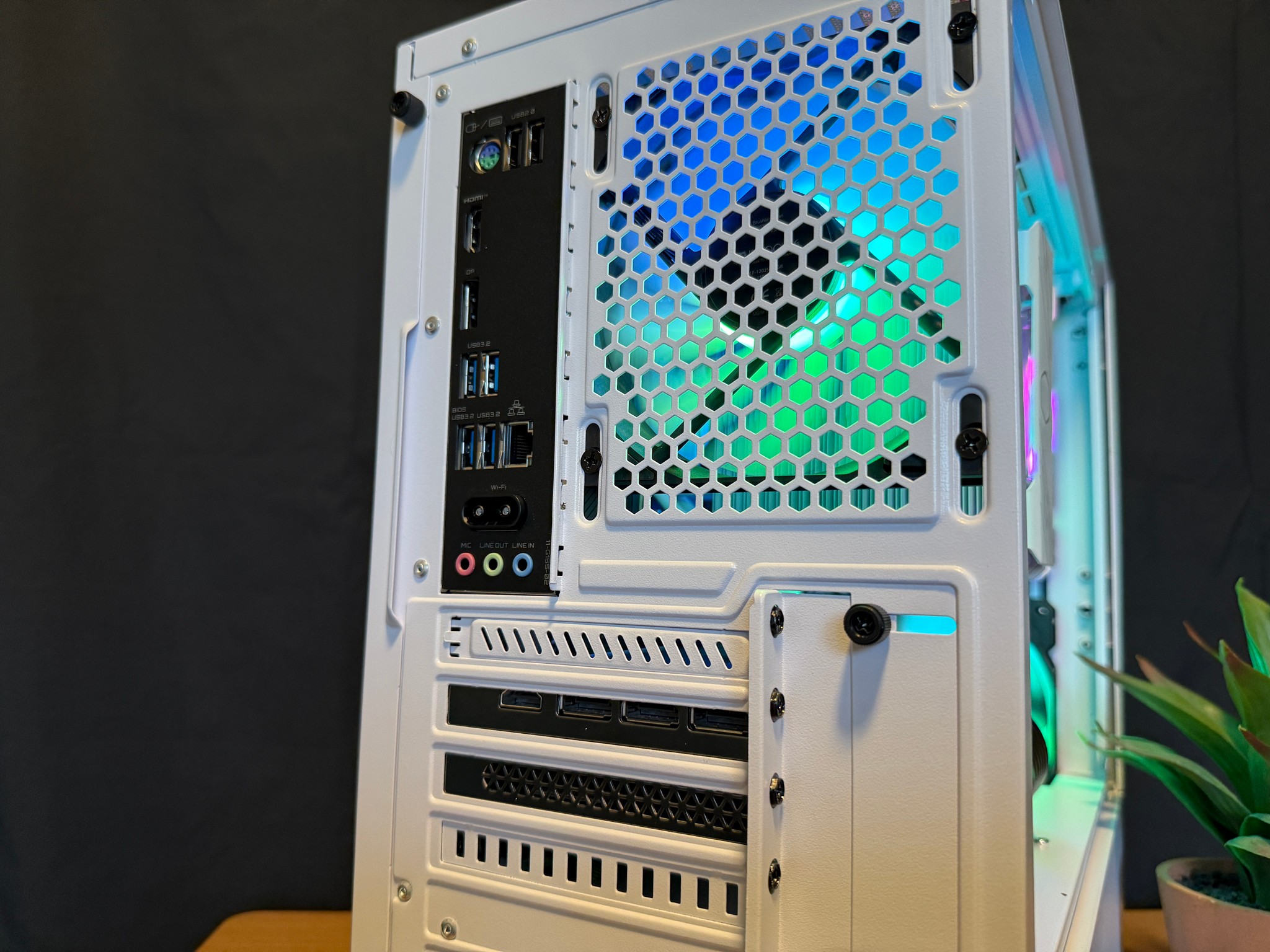 🫧RTX 3070, Ryzen 5500, 16gb RAM, 1TB SSD Gaming and Streaming PC🫧| Windows 11 + WiFi | 1440p!
