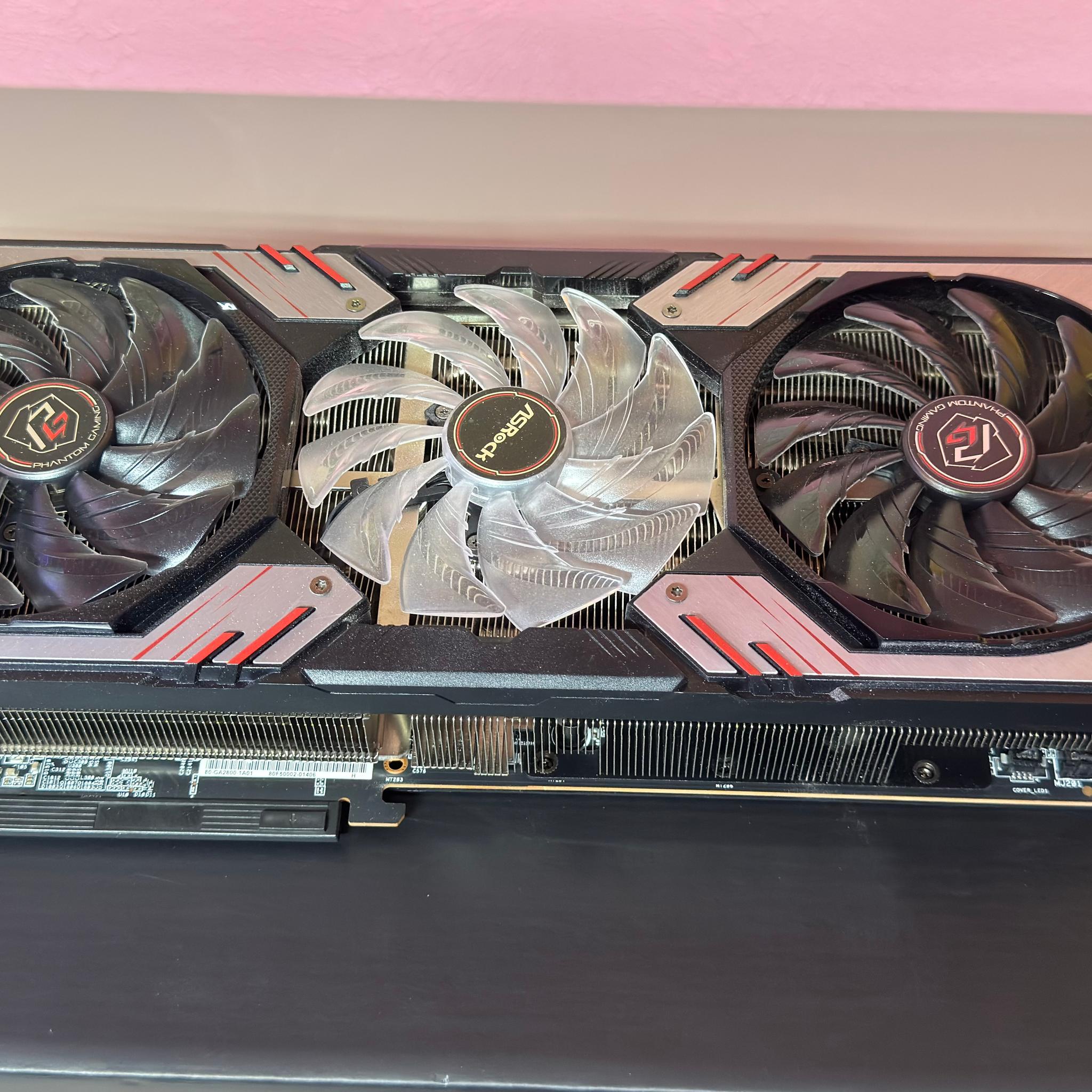 AMD Radeon™ RX 6800 XT Phantom Gaming D 16G OC
