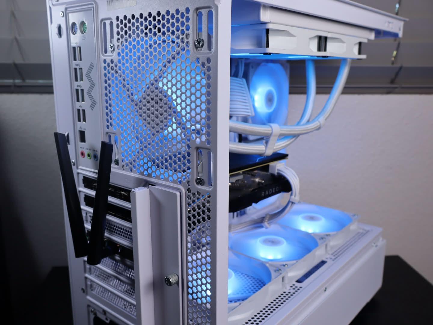 ⚡️ White Gaming PC | RX 5600 XT | 16GB RAM | Wi-Fi | 1TB Storage | Ready to Play ⚡️