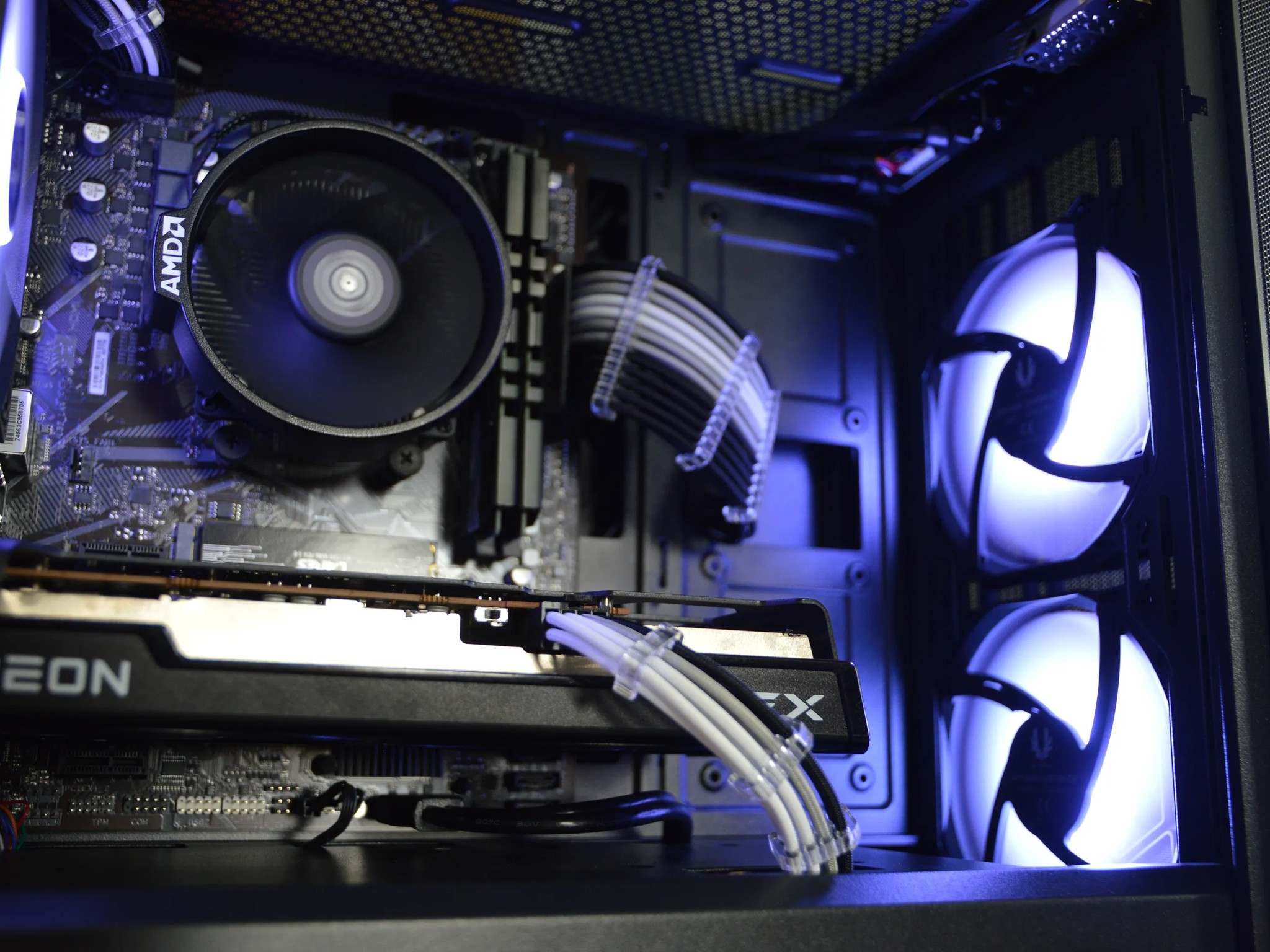 🟣🕷️| RX 6600 8GB | RYZEN 5 3600 | 16GB RAM | 1TB NVME SSD | Royal Widow |