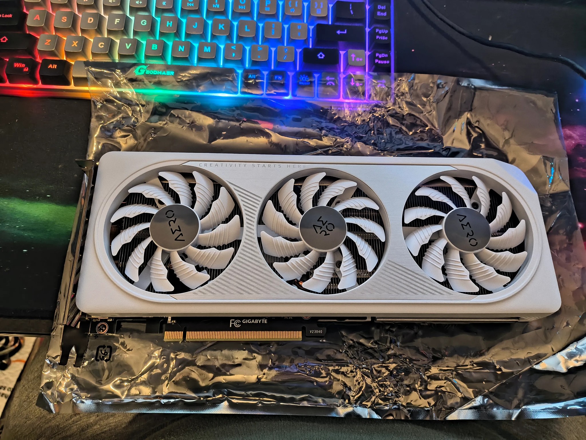 GeForce RTX 4060 AERO OC 8G Graphics Card
