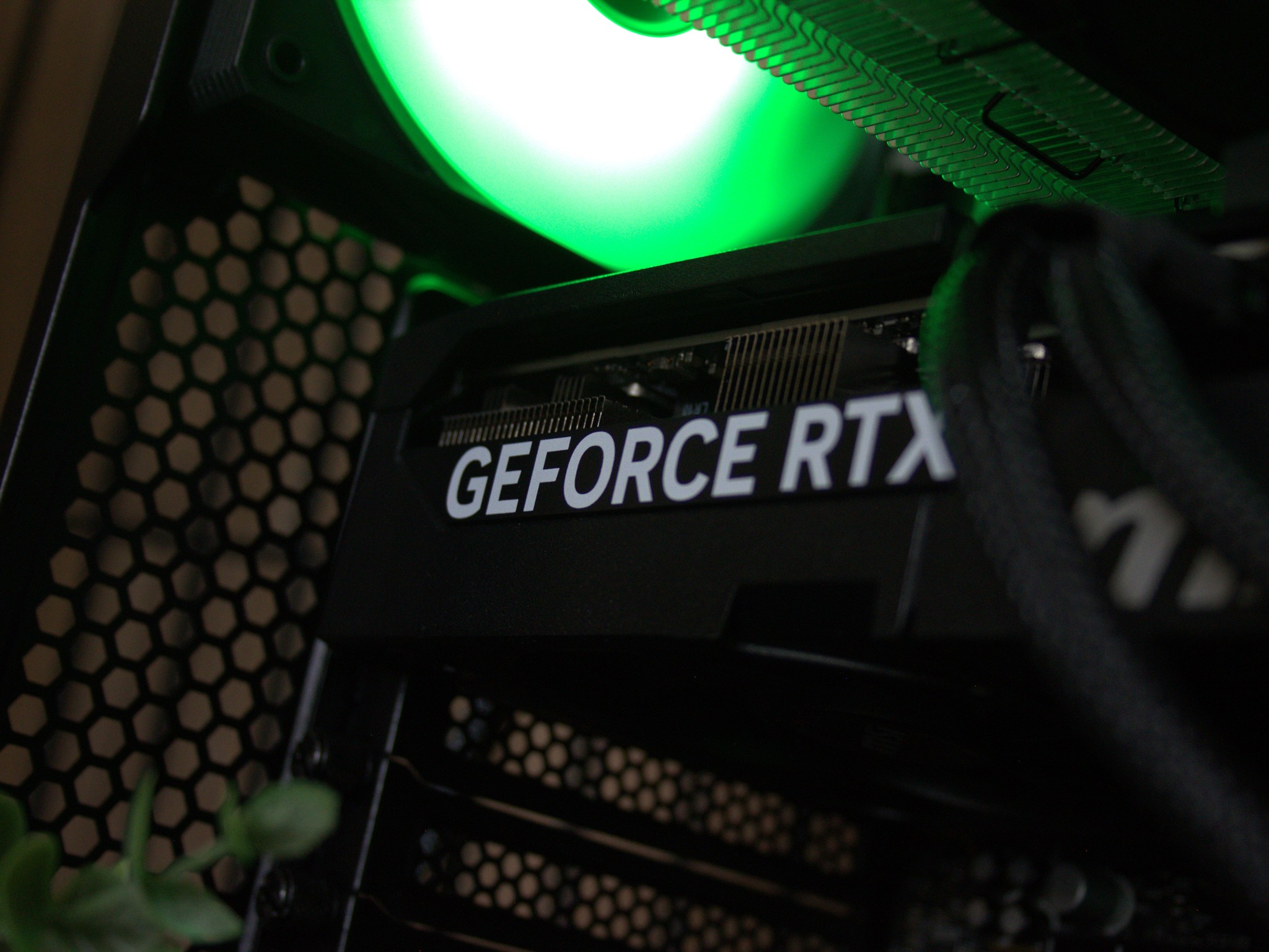 RTX 5070 12GB | 7500X3D | DDR5 | NVME  | Lian LI  | Windows 11 | WIFI | 750W GOLD