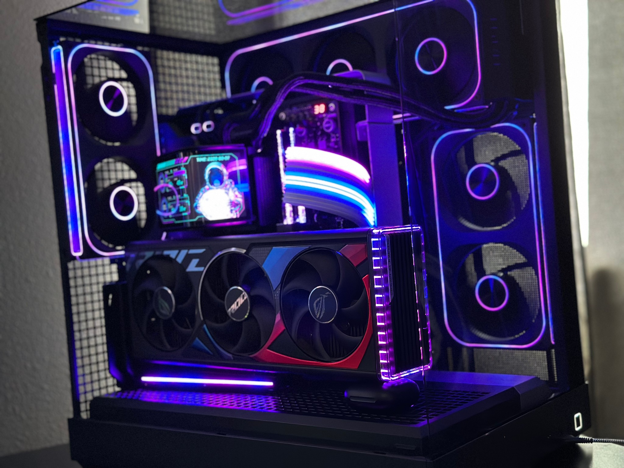 GeForce RTX 4090 Custom Gaming PC - Ryzen 7 9800X3D
