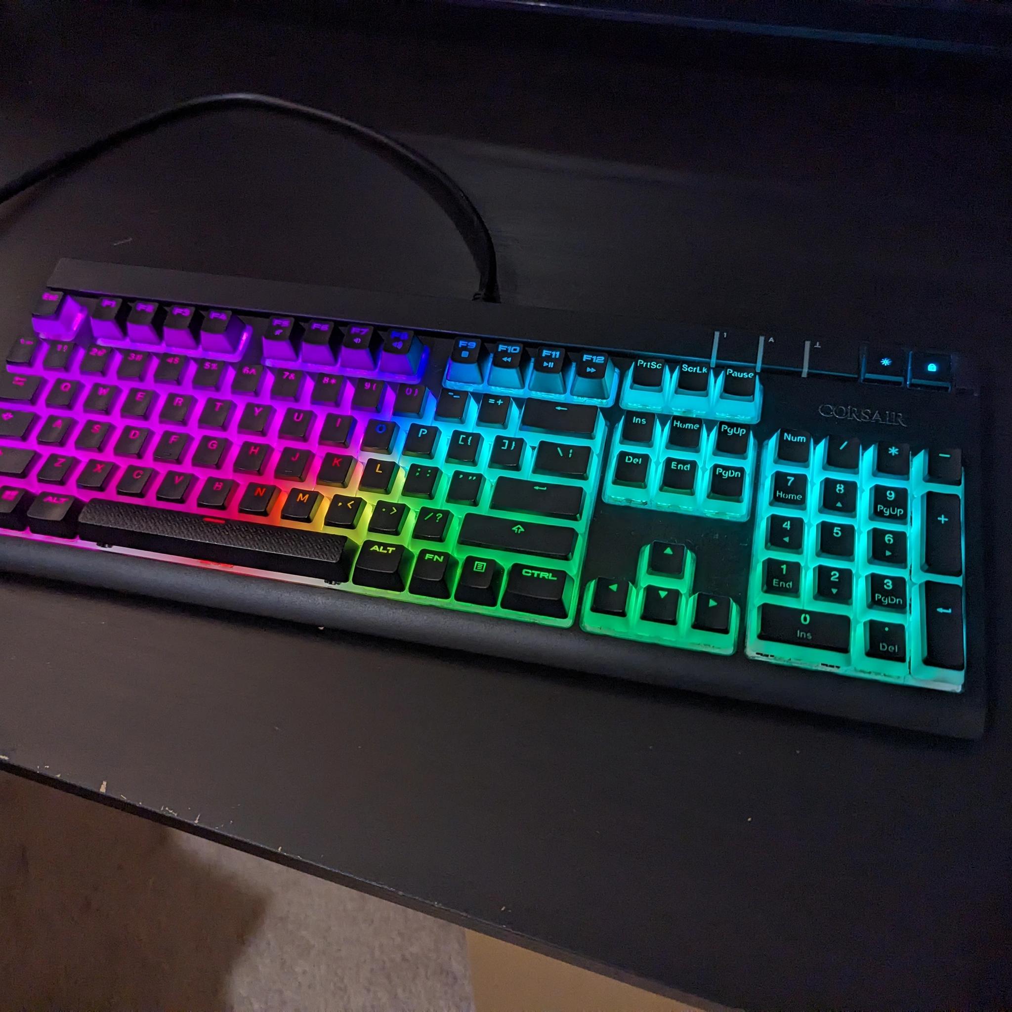 Corsair Strafe RGB (Cherry MX Blue) Deep Cleaned w/ Extra Caps