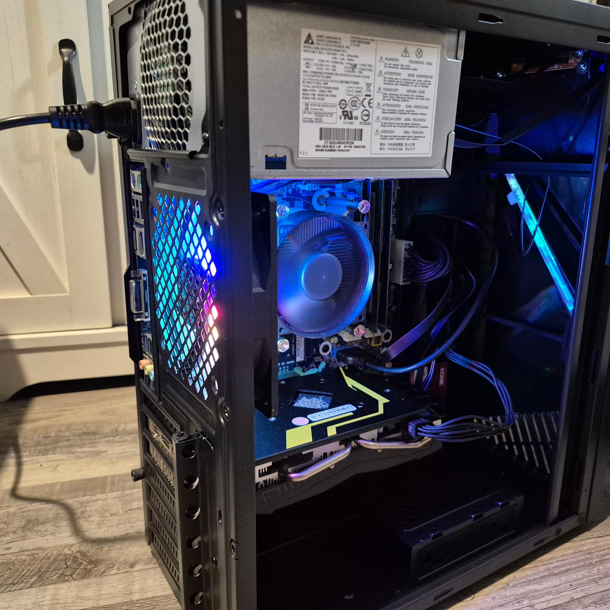 100 FPS Fortnite | i5-4570, 16GB RAM, 500GB SSD, RX 580 8GB, RGB, Wifi