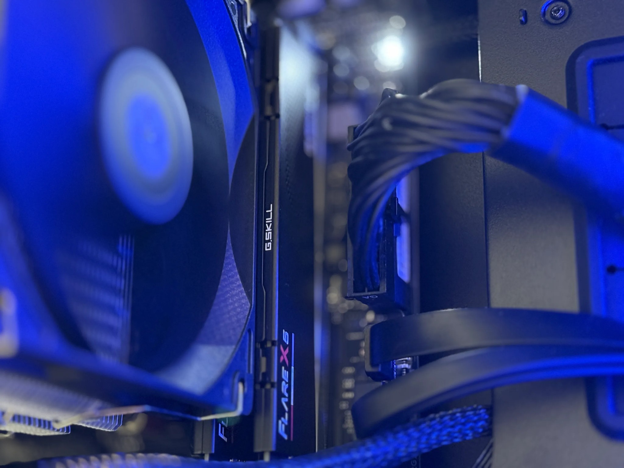 1080p & 1440p Gaming PC - The Blue Sentinel | 4060 TI | 7800X3D | 32GB RAM | 2TB NVME | 850W Gold