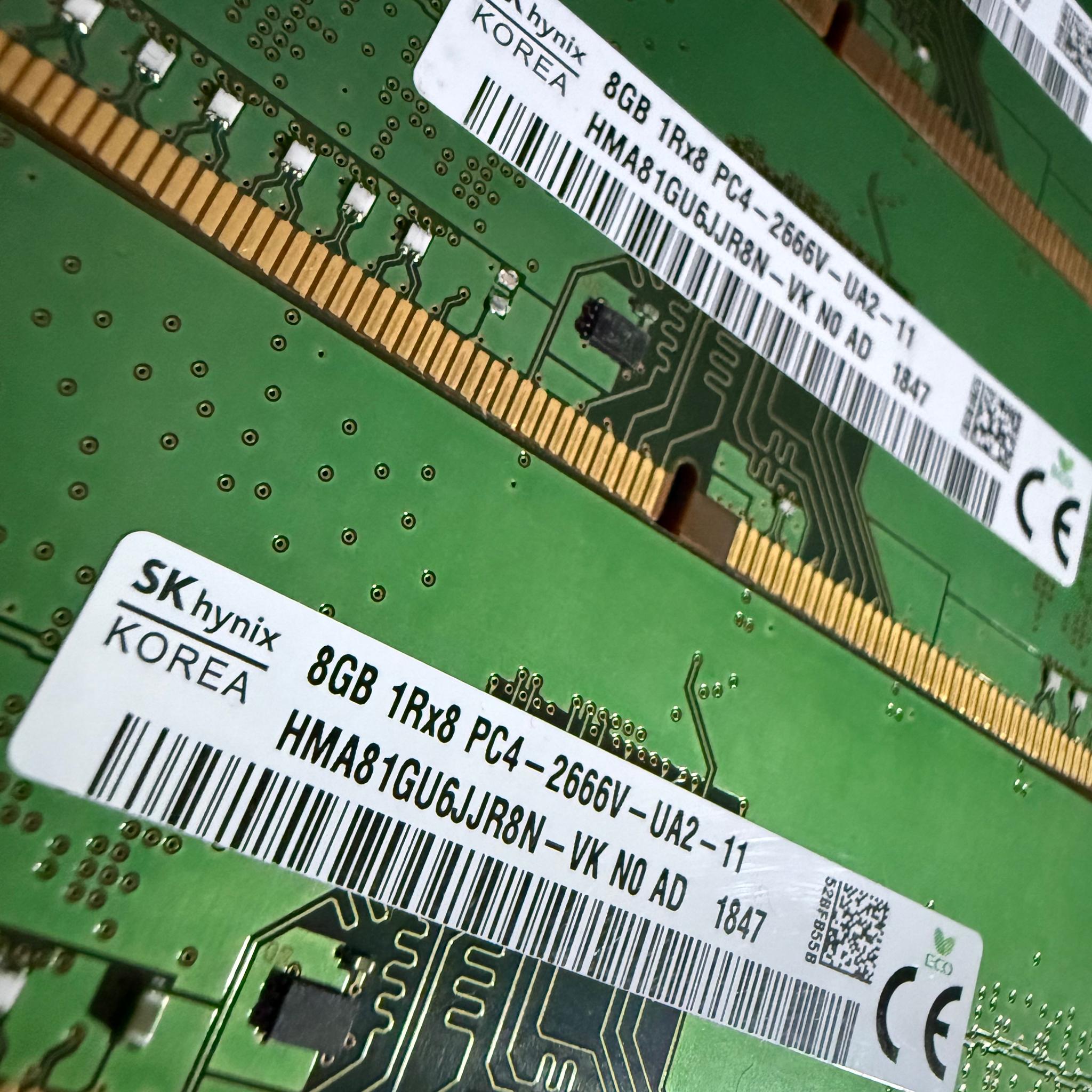 32GB DDR4 (4 x 8GB) High Quality SK Hynix 2666 PC4 DIMM (4)