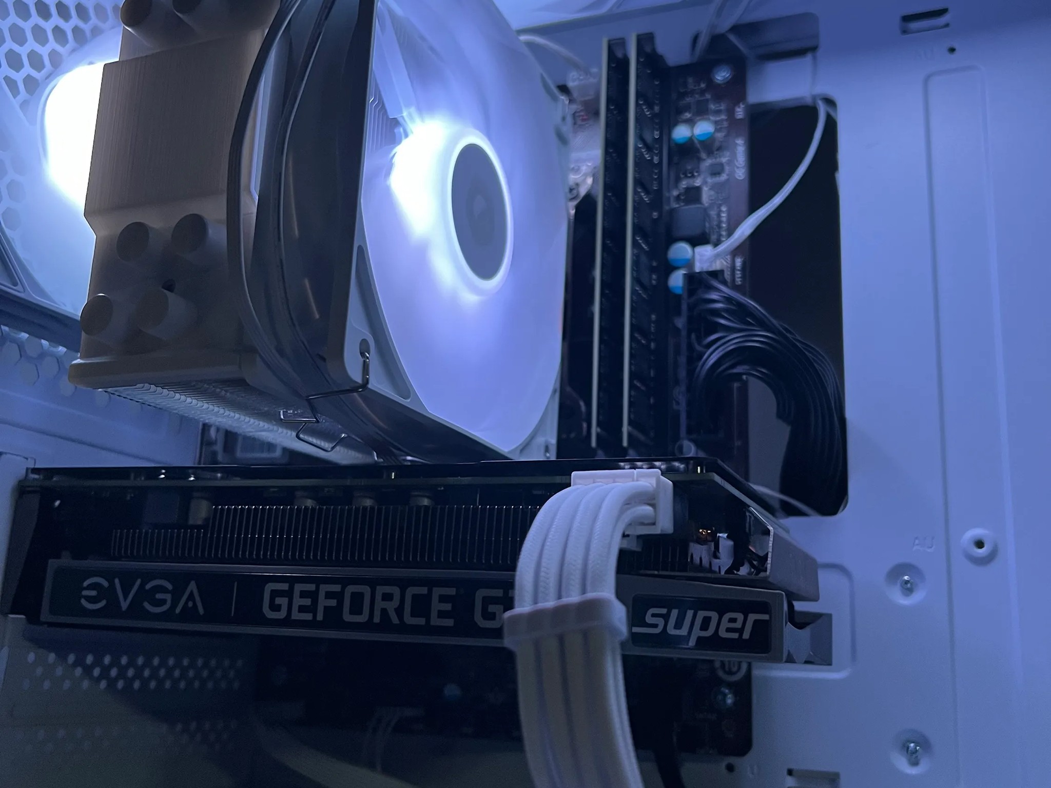 ⚪️🌙Midnight White⚪️🌙 | Budget PC | Intel Core i7 | GTX 1660 Super | 16GB RAM | 1TB SSD