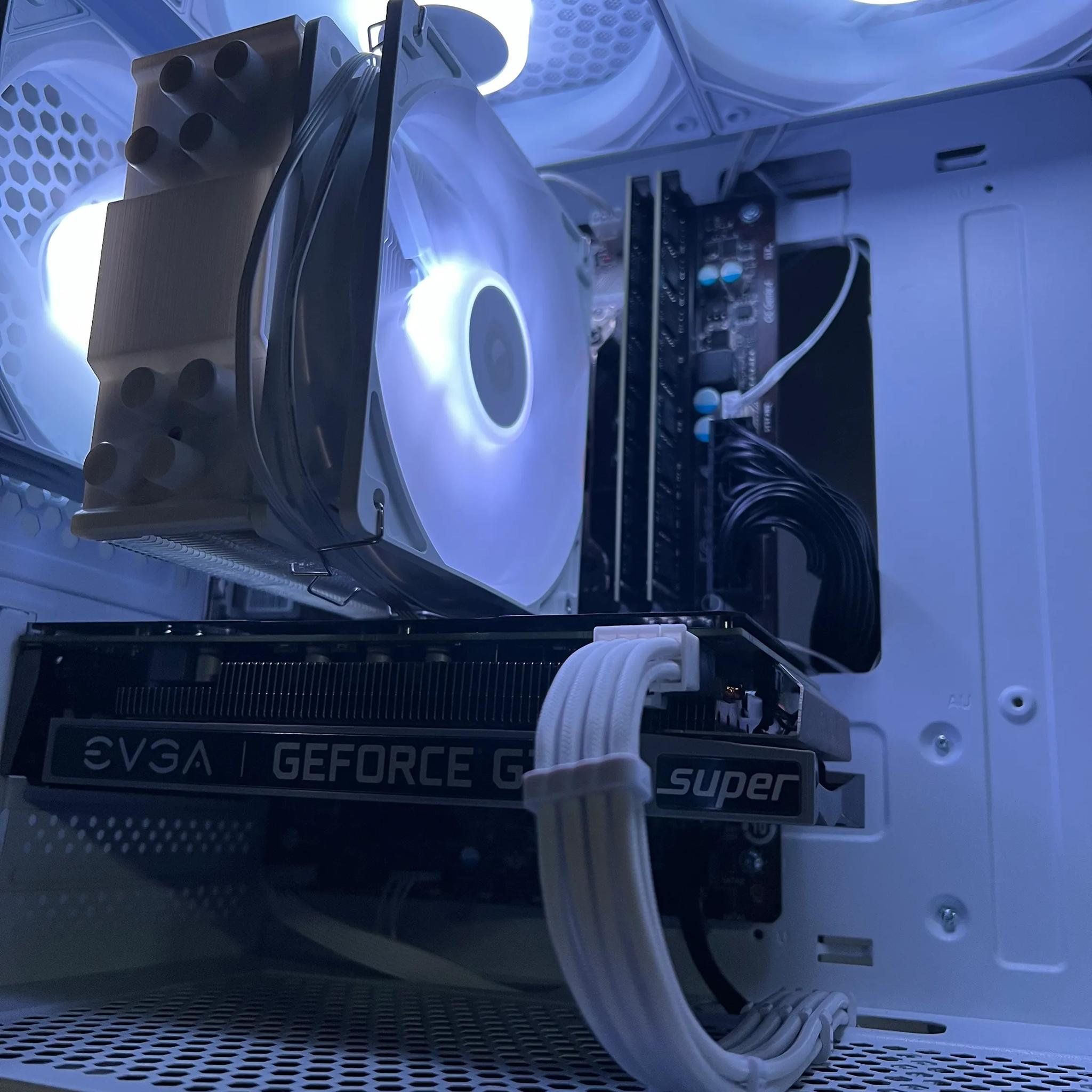 ⚪️🌙Midnight White⚪️🌙 | Budget PC | Intel Core i7 | GTX 1660 Super | 16GB RAM | 1TB SSD