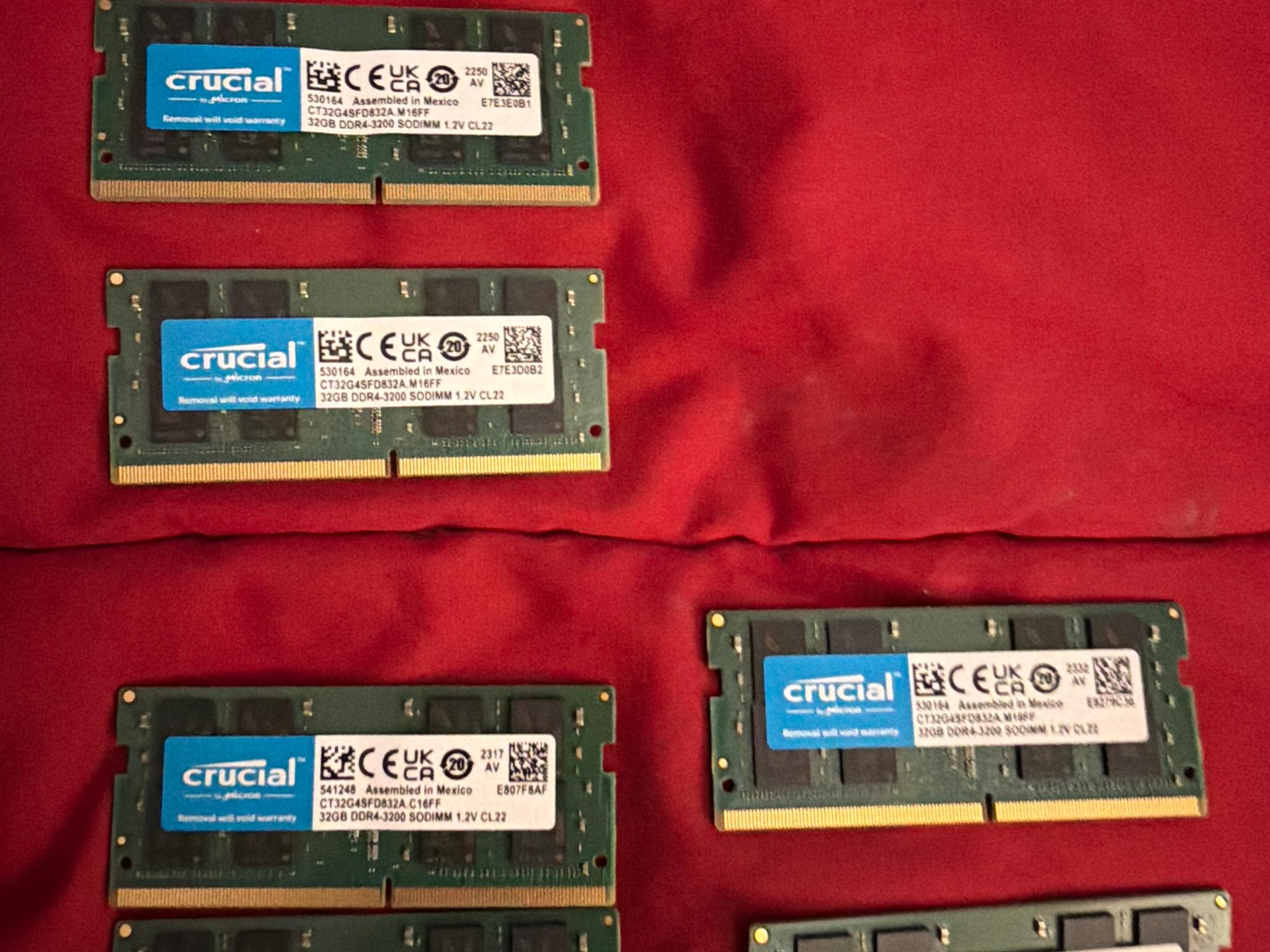 64GB DDR4 3200 Crucial Dual Channel Kit open box