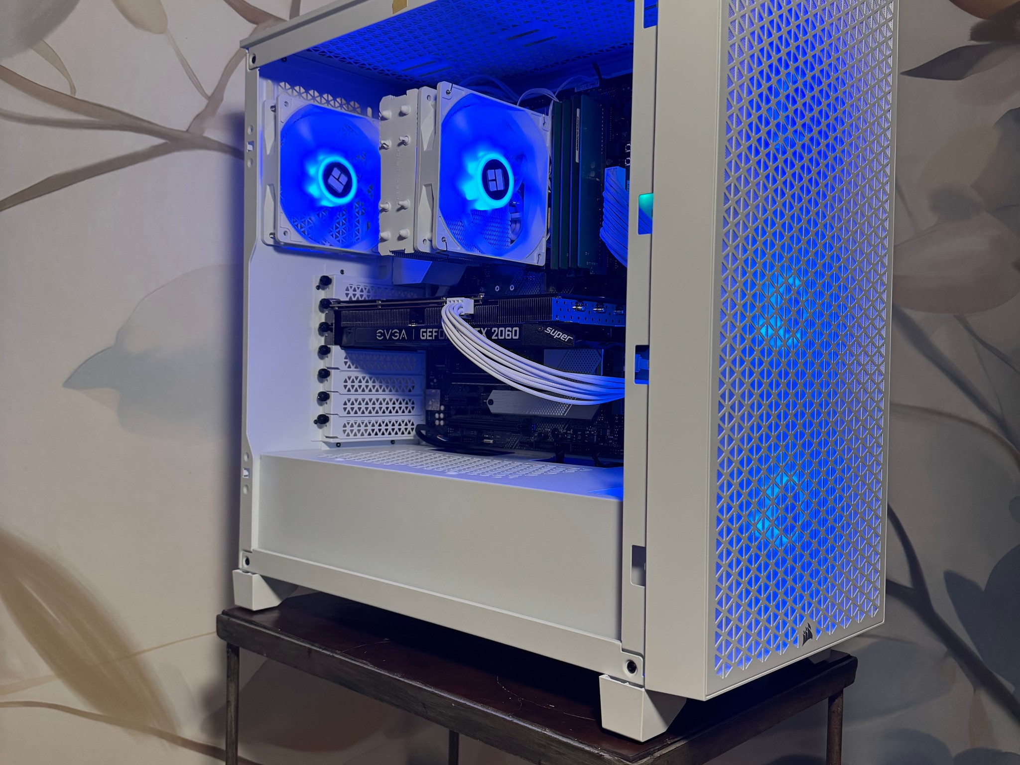 ❄️ Stormtrooper Build | RTX 2060 Super | i5-8400 | 32GB RAM | 1.5TB PC