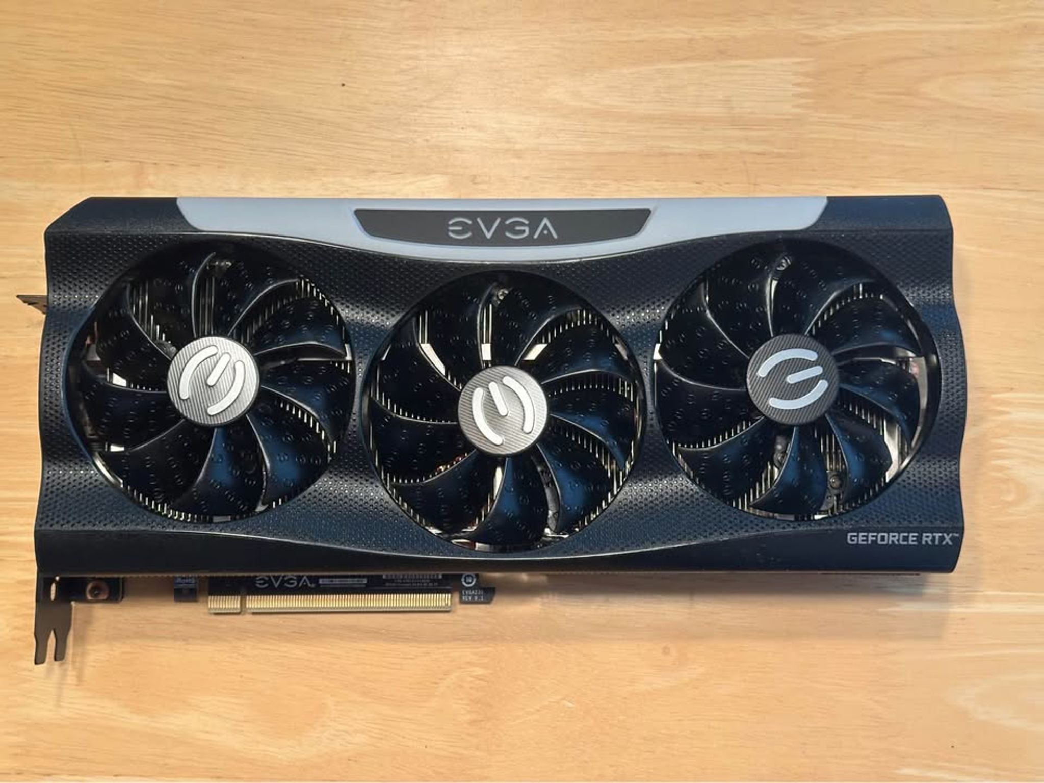 Like New EVGA RTX 3070 FTW3 Ultra 8 GB with original box