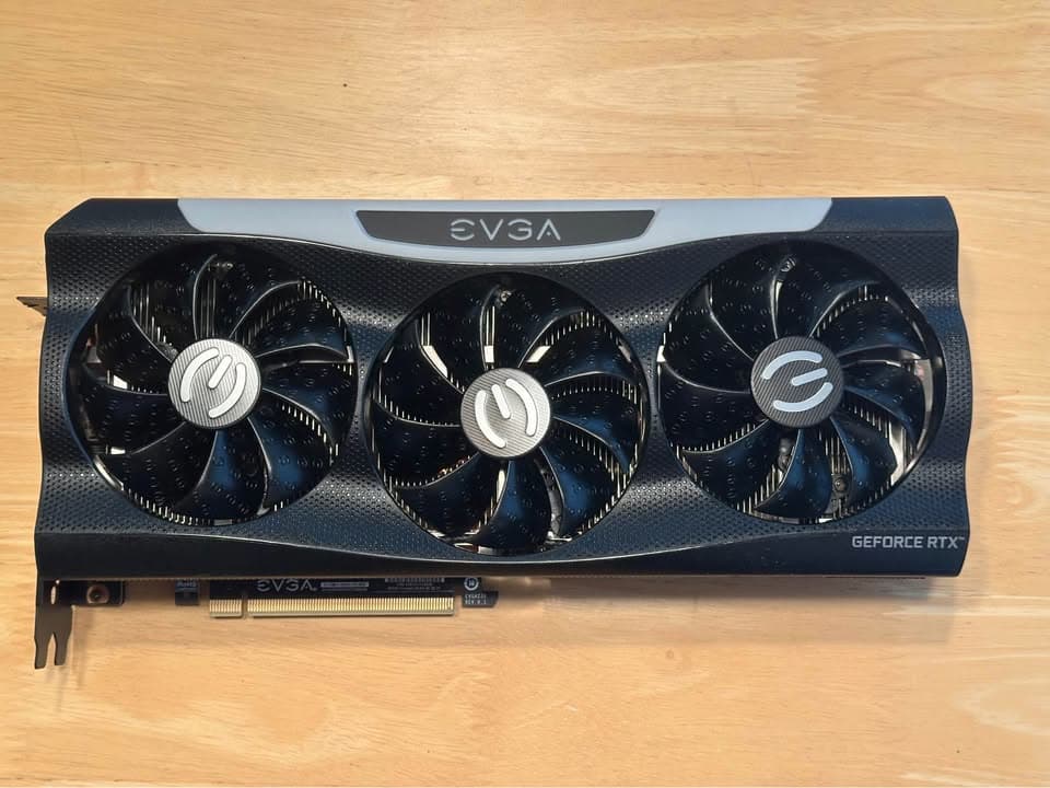 Like New EVGA RTX 3070 FTW3 Ultra 8 GB with original box