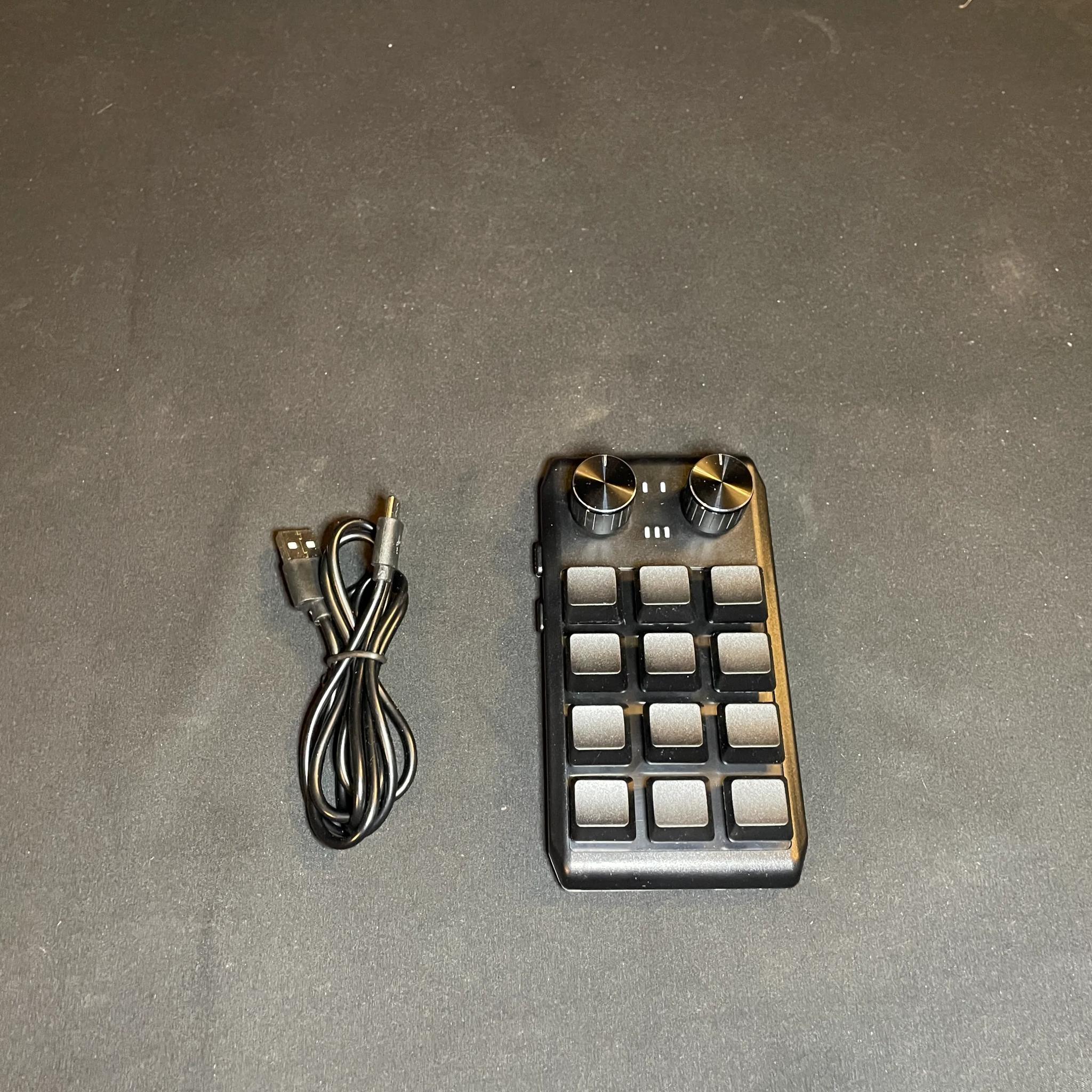 Wireless RGB Bluetooth Macropad With Red Switches
