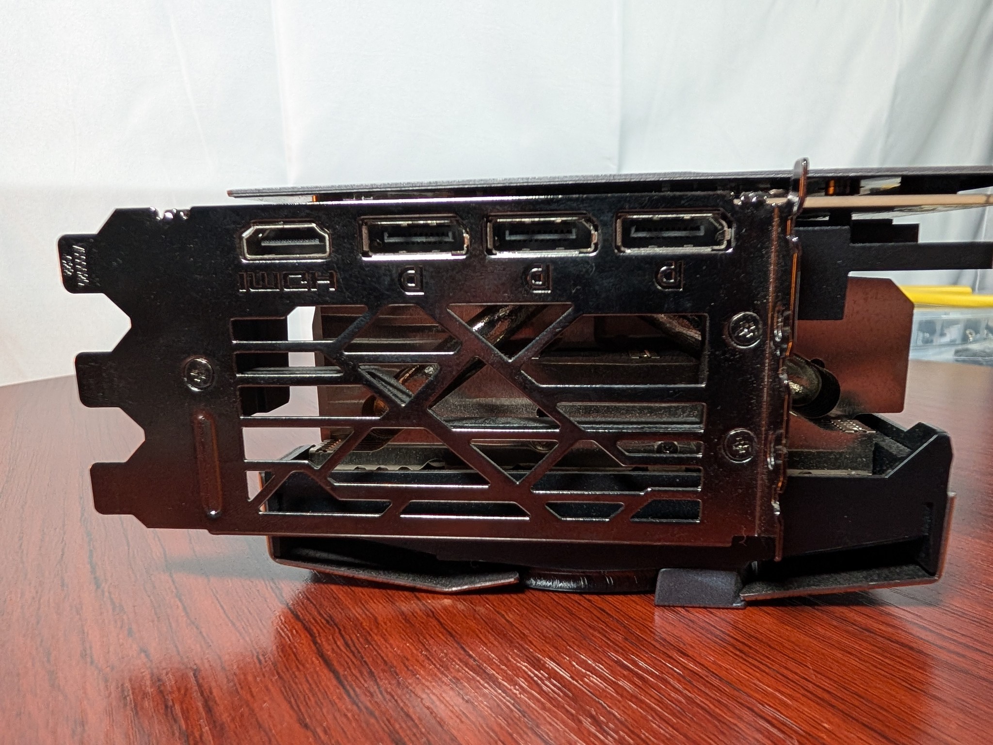 MSI SUPRIM X GeForce RTX 4080 SUPER