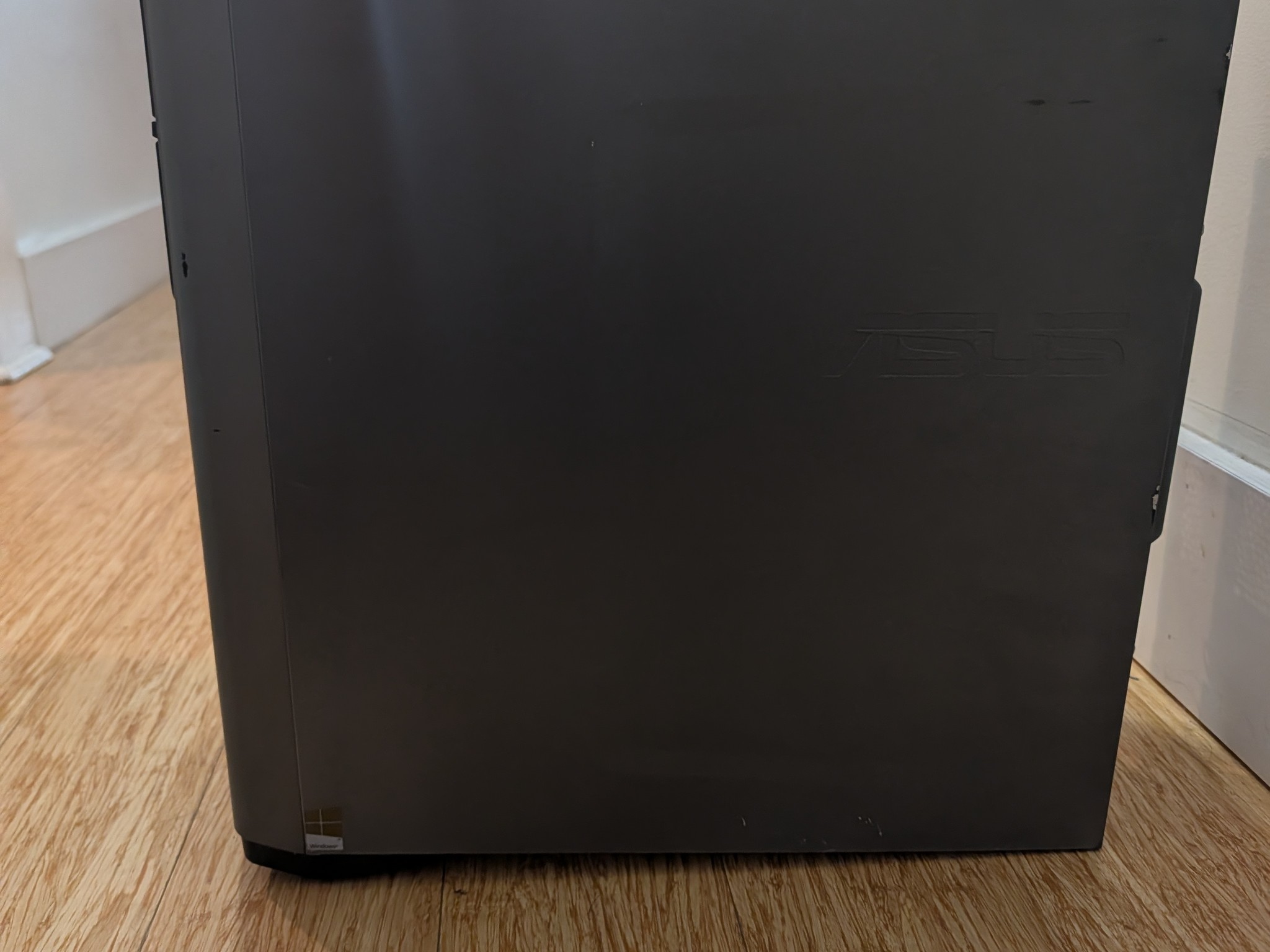 Custom ASUS HTPC | FX 8320 | GT 710 | 8GB | ASUS AM3+ | NO SSD/HDD |