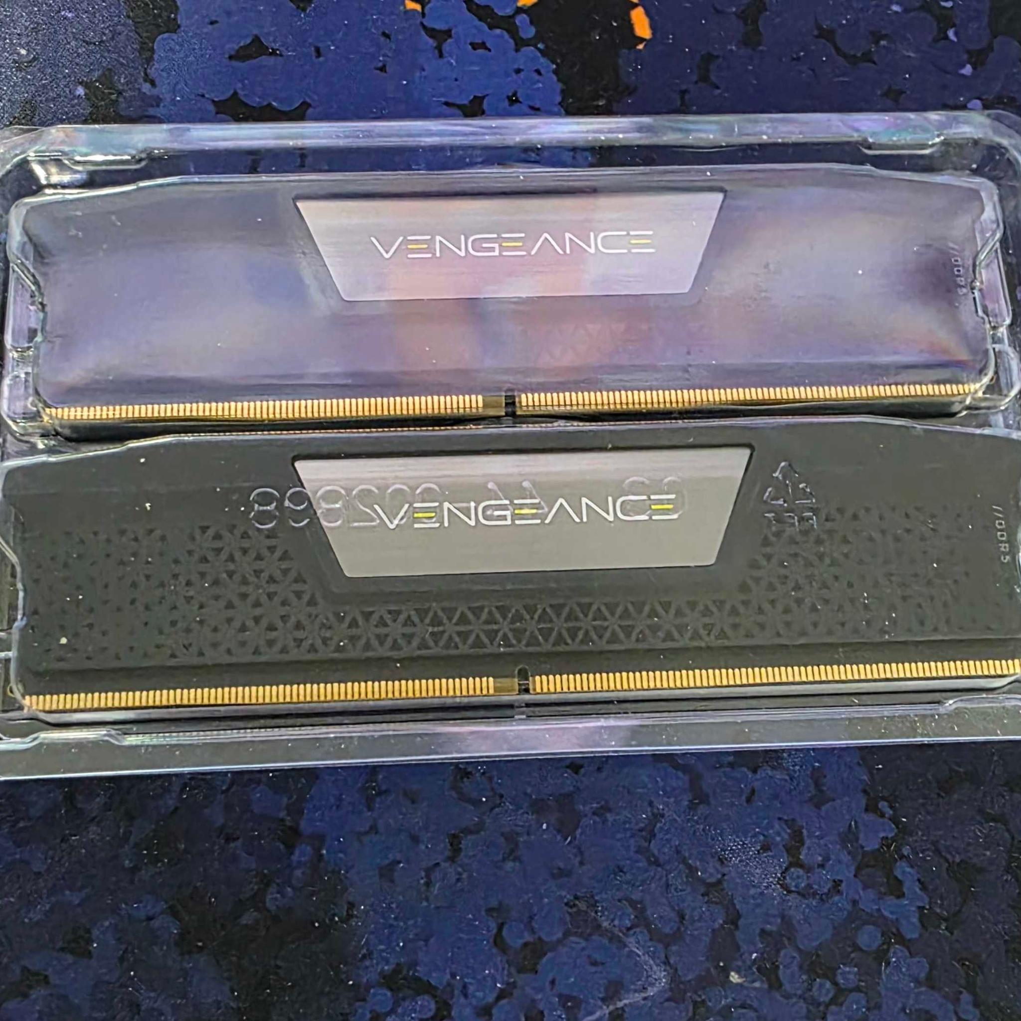 Corsair DDR5 2X16GB 5600MHZ Vengeance DRAM (Intel XMP Ready)
