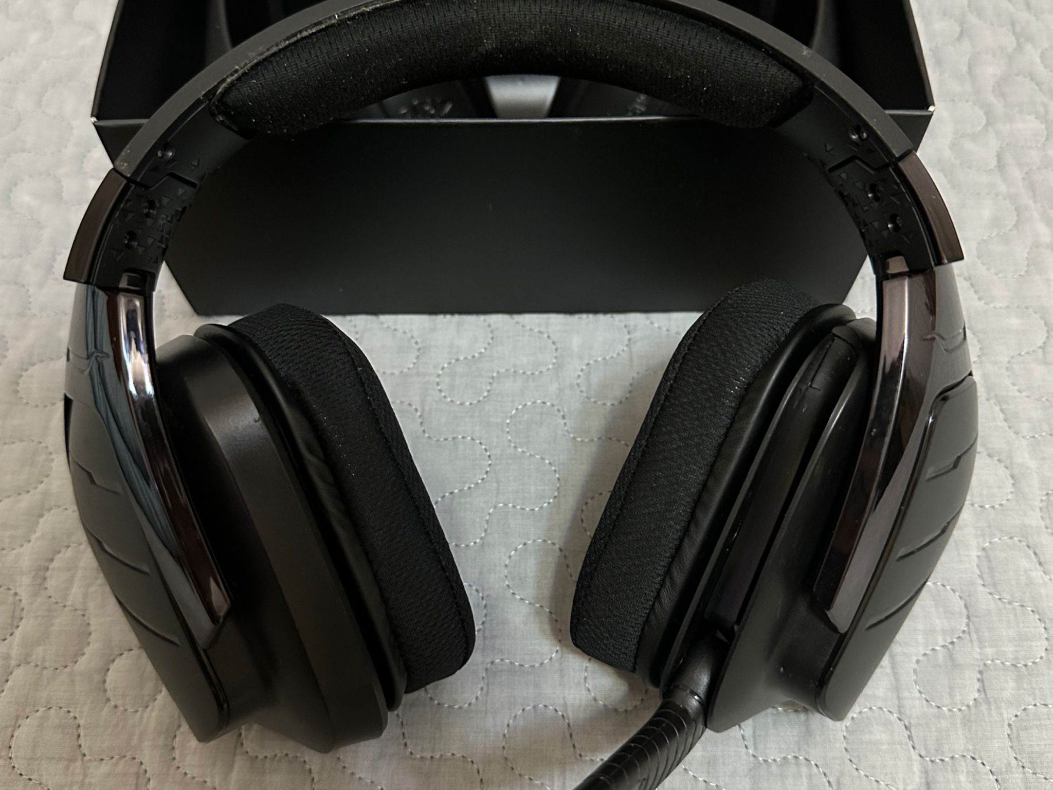 Logitech G633 Artemis Spectrum Gaming Headphone