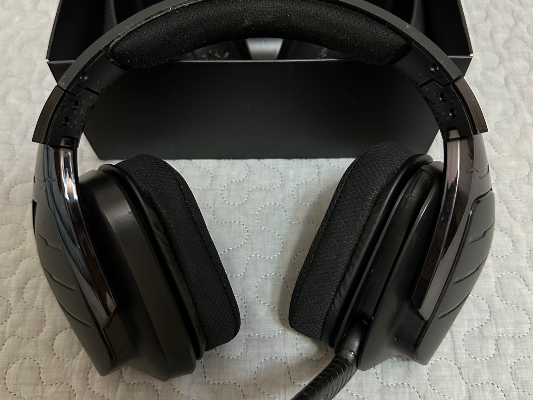 Logitech G633 Artemis Spectrum Gaming Headphone