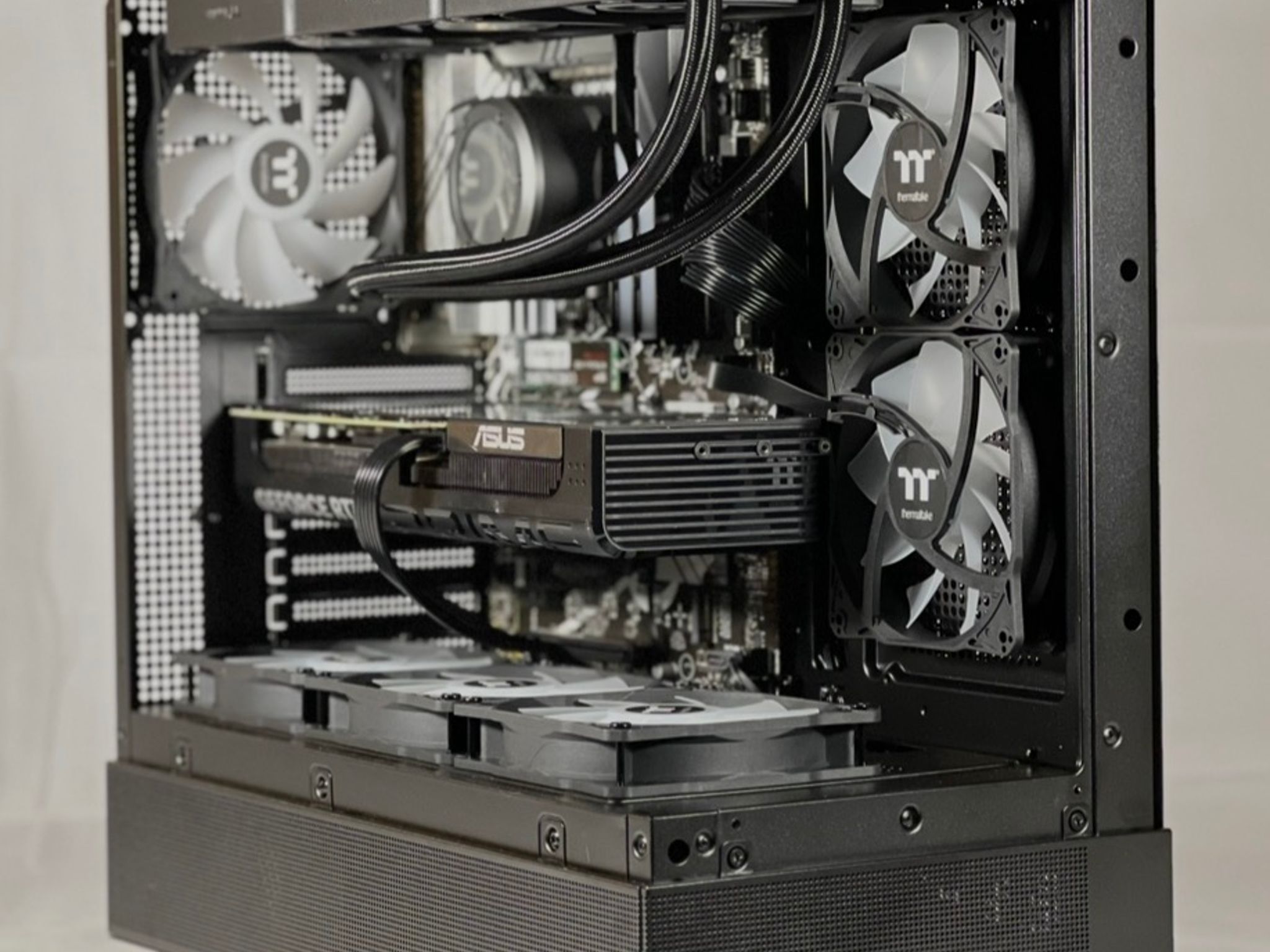 Gaming PC RTX 5070 12gb / i5-14600k
