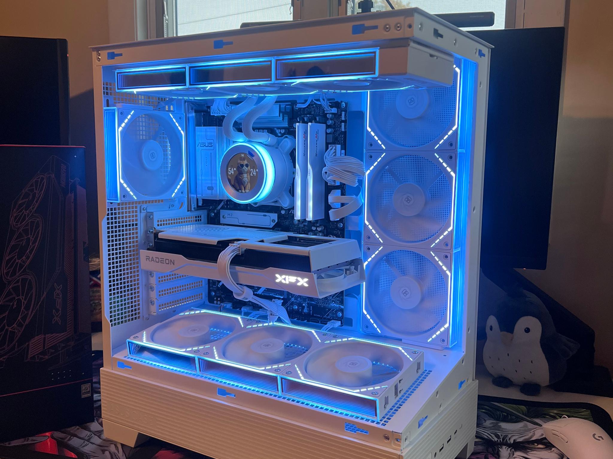 SALE! Glacier 🧊 | RYZEN 5 7600X | RX 9060XT 16GB | 32GB DDR5 | 2TB NVMe | 700W PSU |