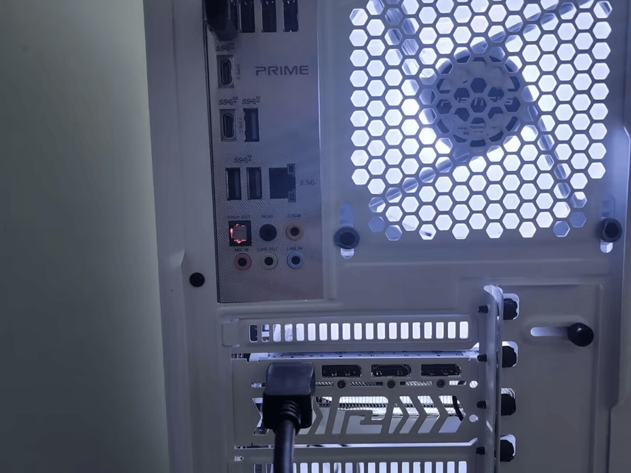 Custom Gaming PC i7 10700KF AMD RX6650 XT 32GB DDR4 500GB NVME SSD 1440 gaming
