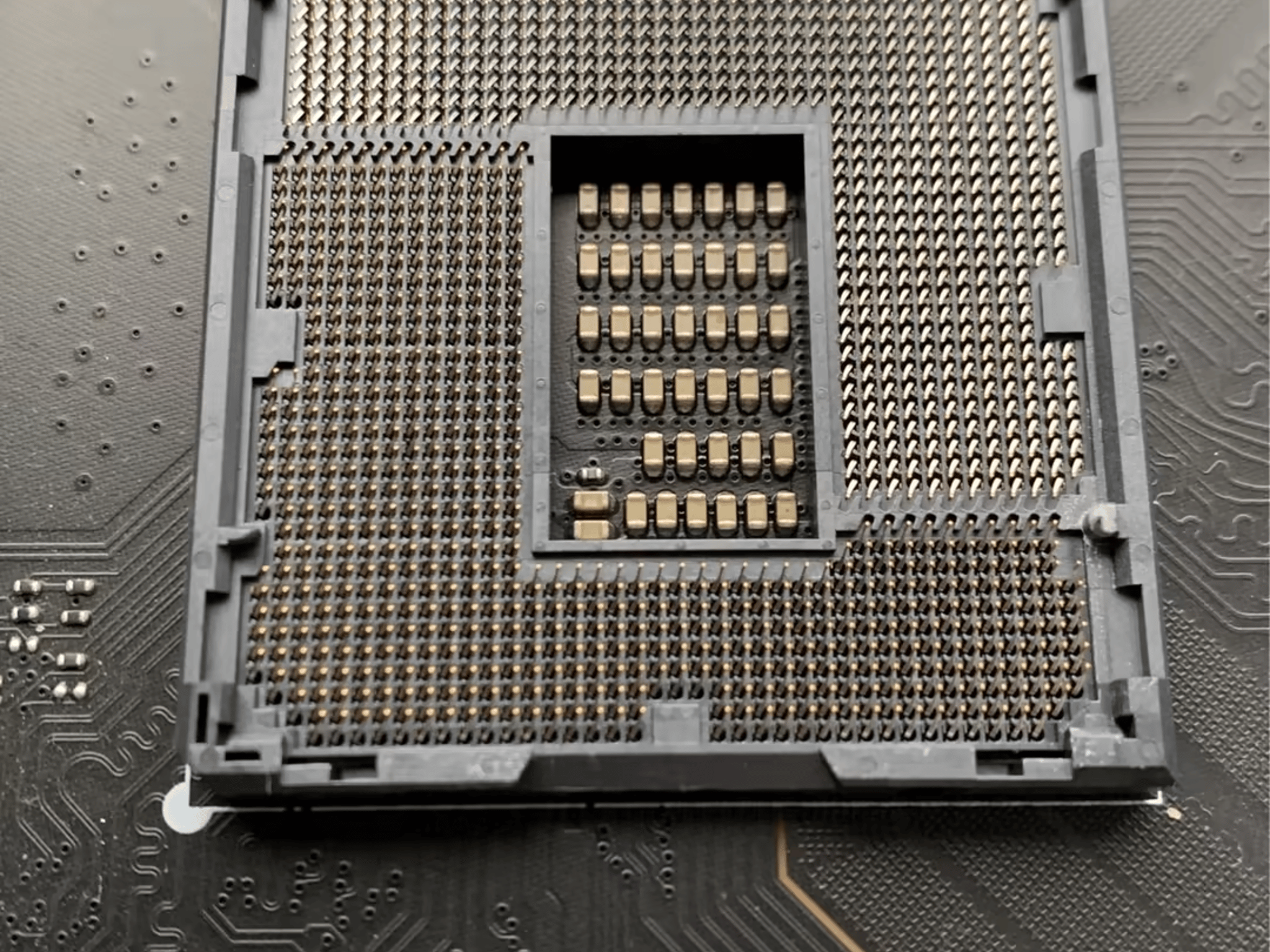 Intel i7-10700K and MSI MPG Z490-M Gaming Edge Wifi motherboard