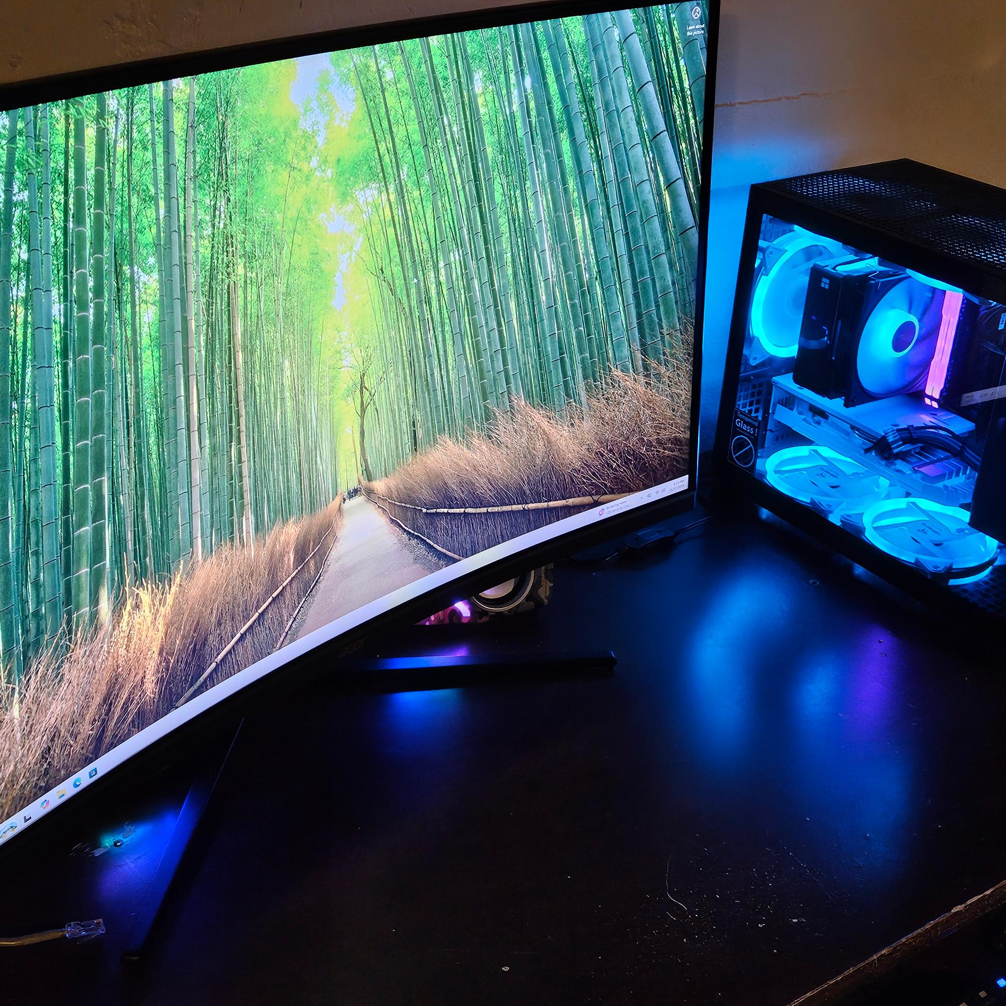 Starter Gaming PC – RGB-Loaded Powerhouse in a Compact Form!