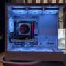 ❄️ White Phantom – Ryzen 7 2700X | White 1660 Ti | 1TB NVMe ❄️