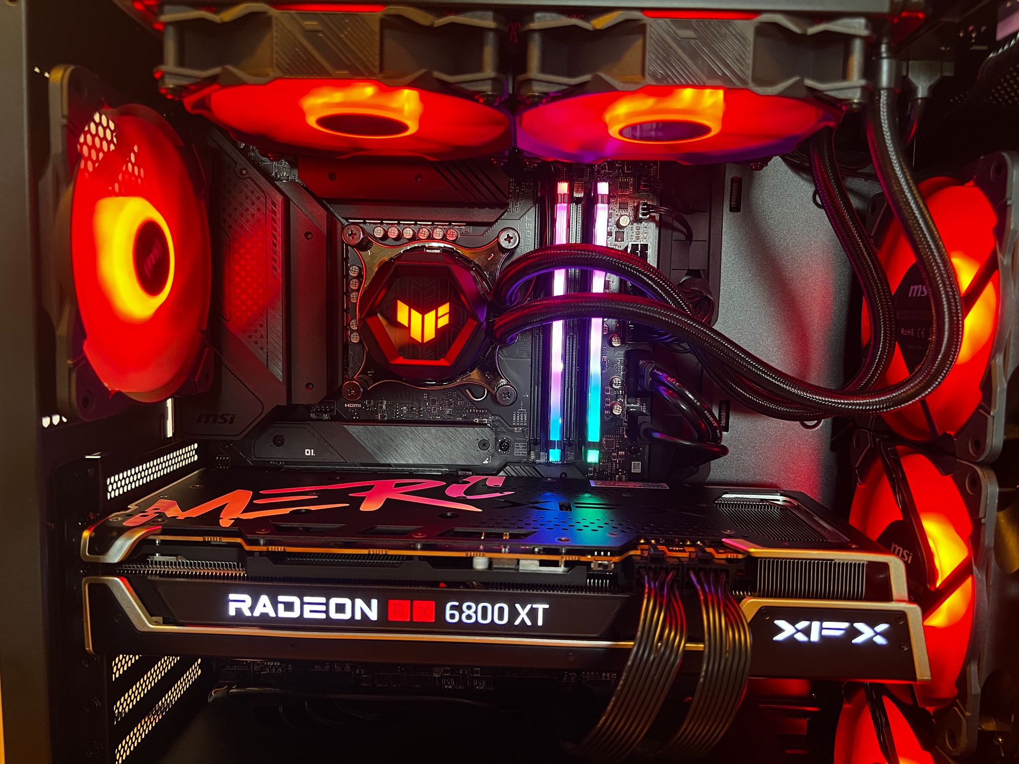 High-mid end custom gaming pc with 6800xt and 12600k 16 GB ddr4 3200