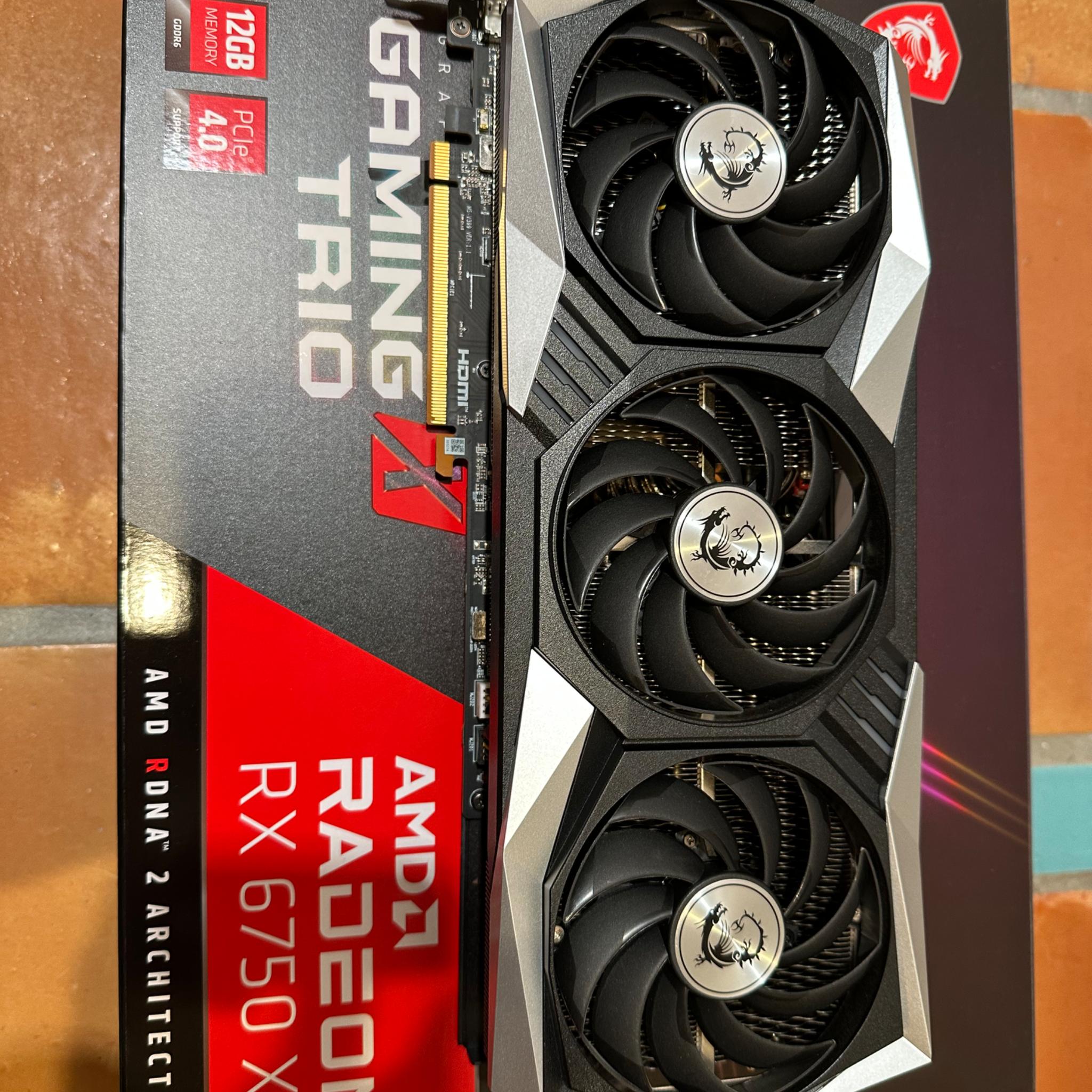 MSI RX 6750XT gaming trio X 12gb