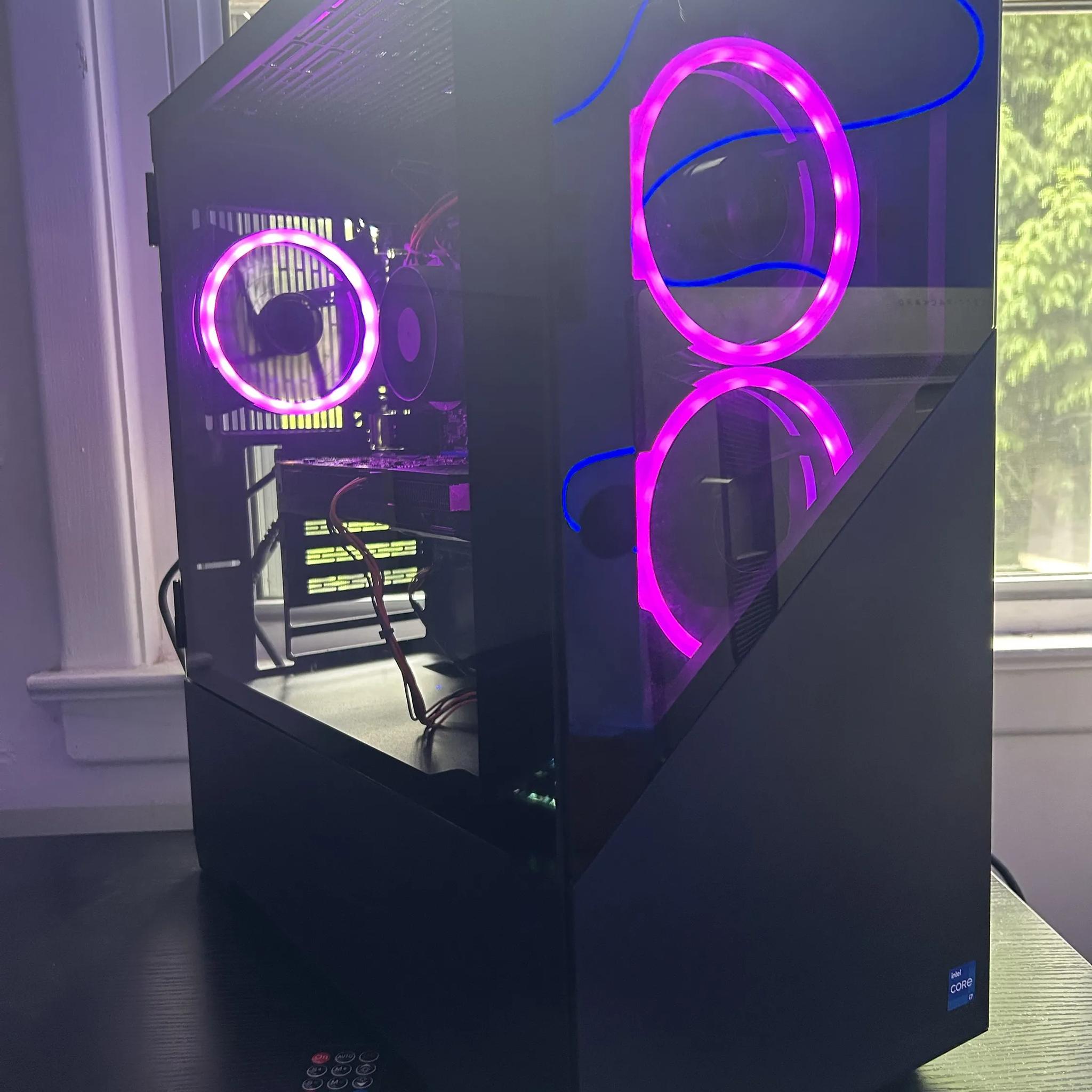 GAMING PC i5 8GB NVIDIA GTX 950 RGB Lighting RGB Fans