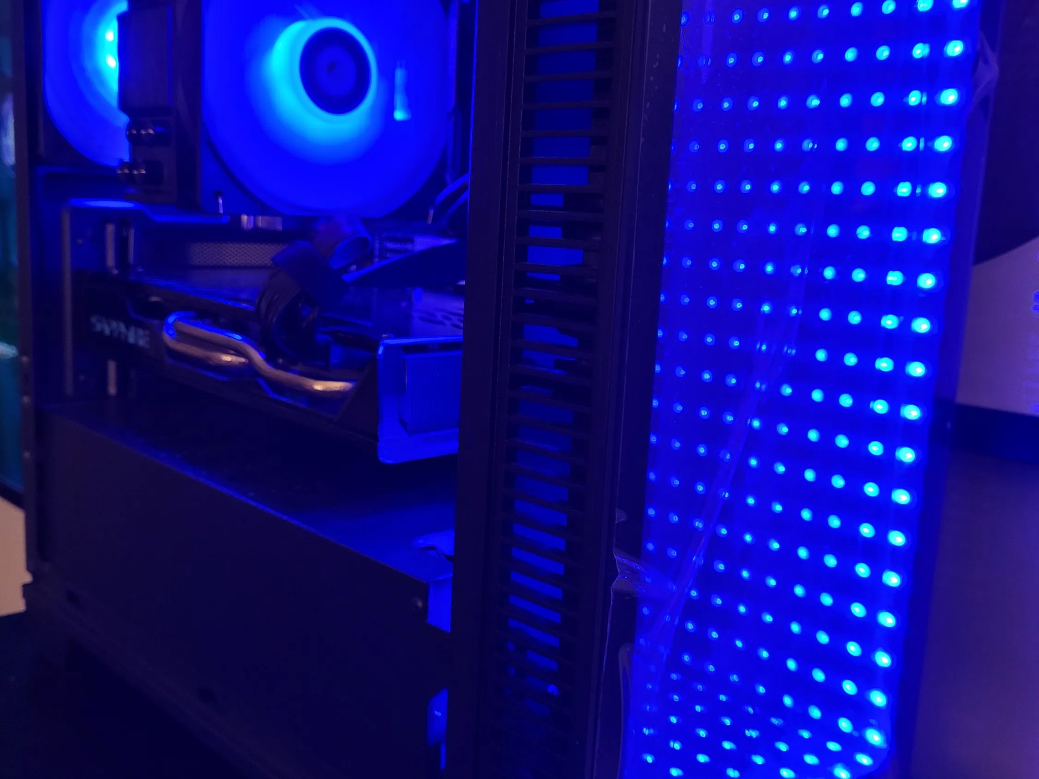 ICE COLD! | AMD Ryzen 5 3600 & Radeon RX 590 Sapphire Nitro 8GB