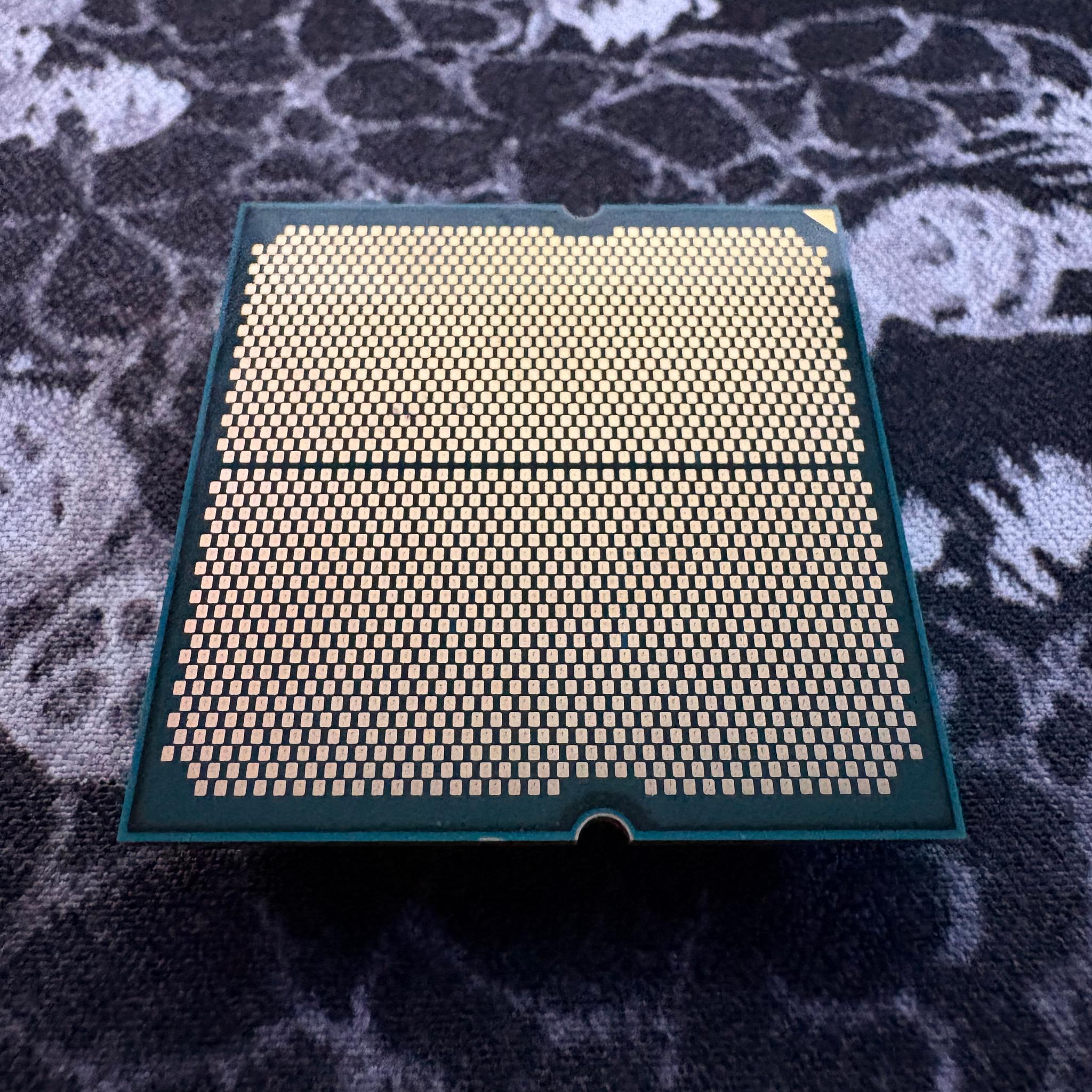 AMD Ryzen 7 7700